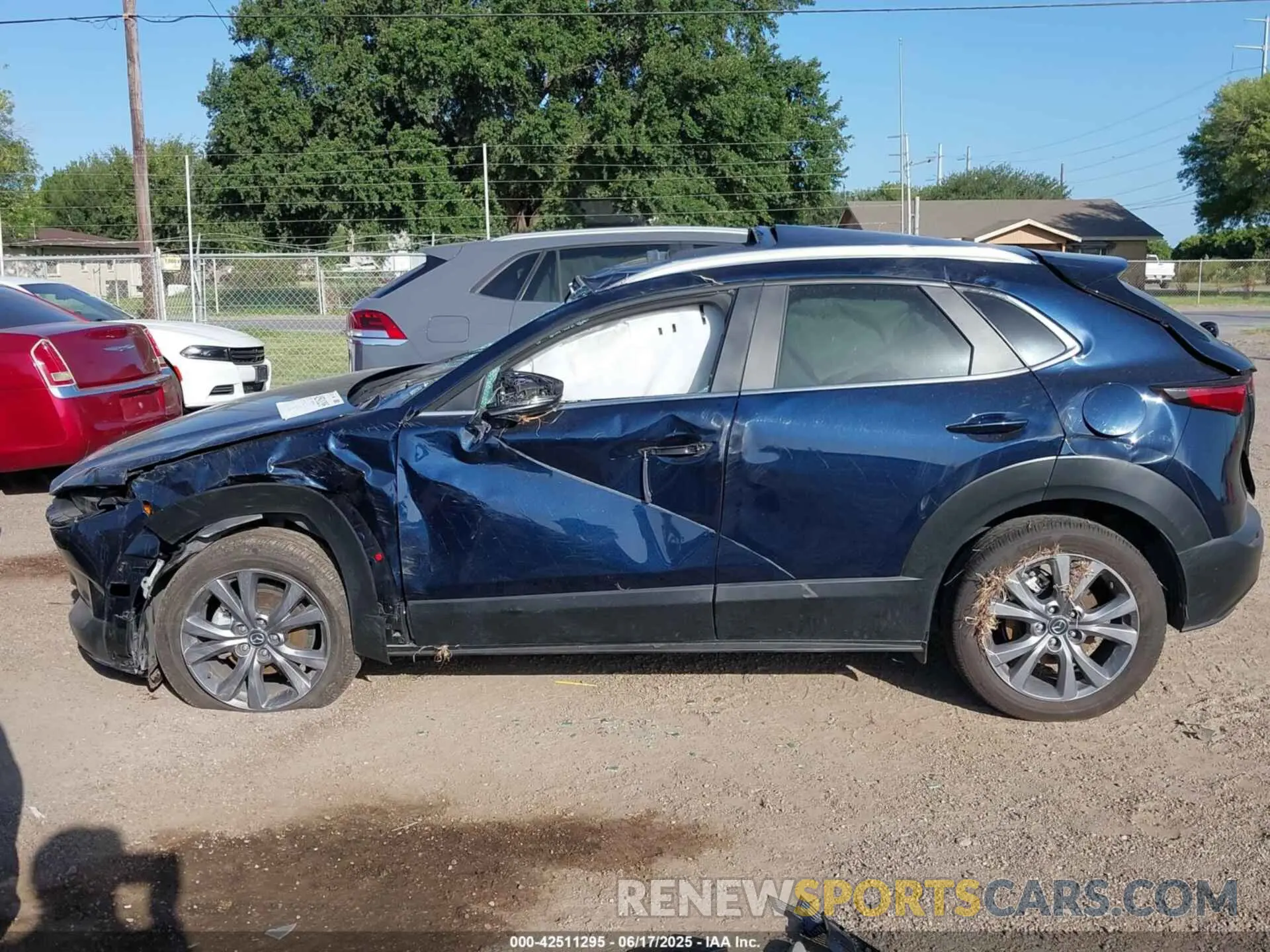 14 Photograph of a damaged car 3MVDMBCM9SM767831 MAZDA CX-30 2025