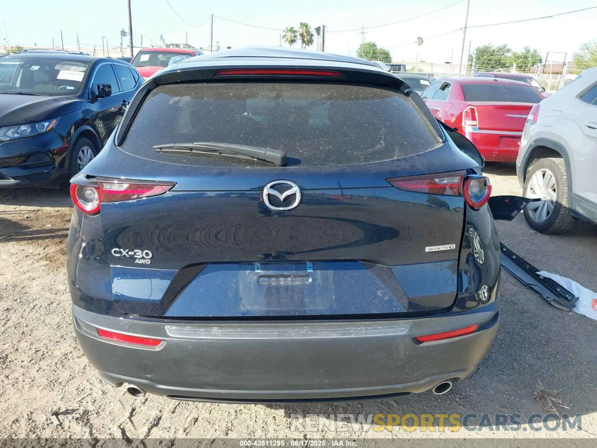 16 Photograph of a damaged car 3MVDMBCM9SM767831 MAZDA CX-30 2025