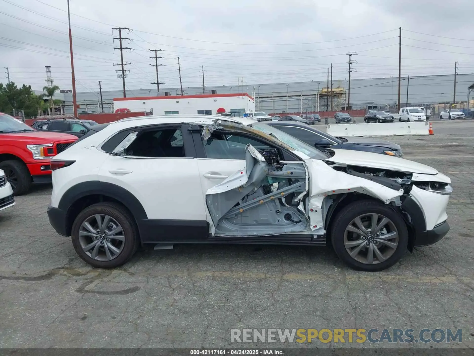 13 Photograph of a damaged car 3MVDMBCMXSM768048 MAZDA CX-30 2025