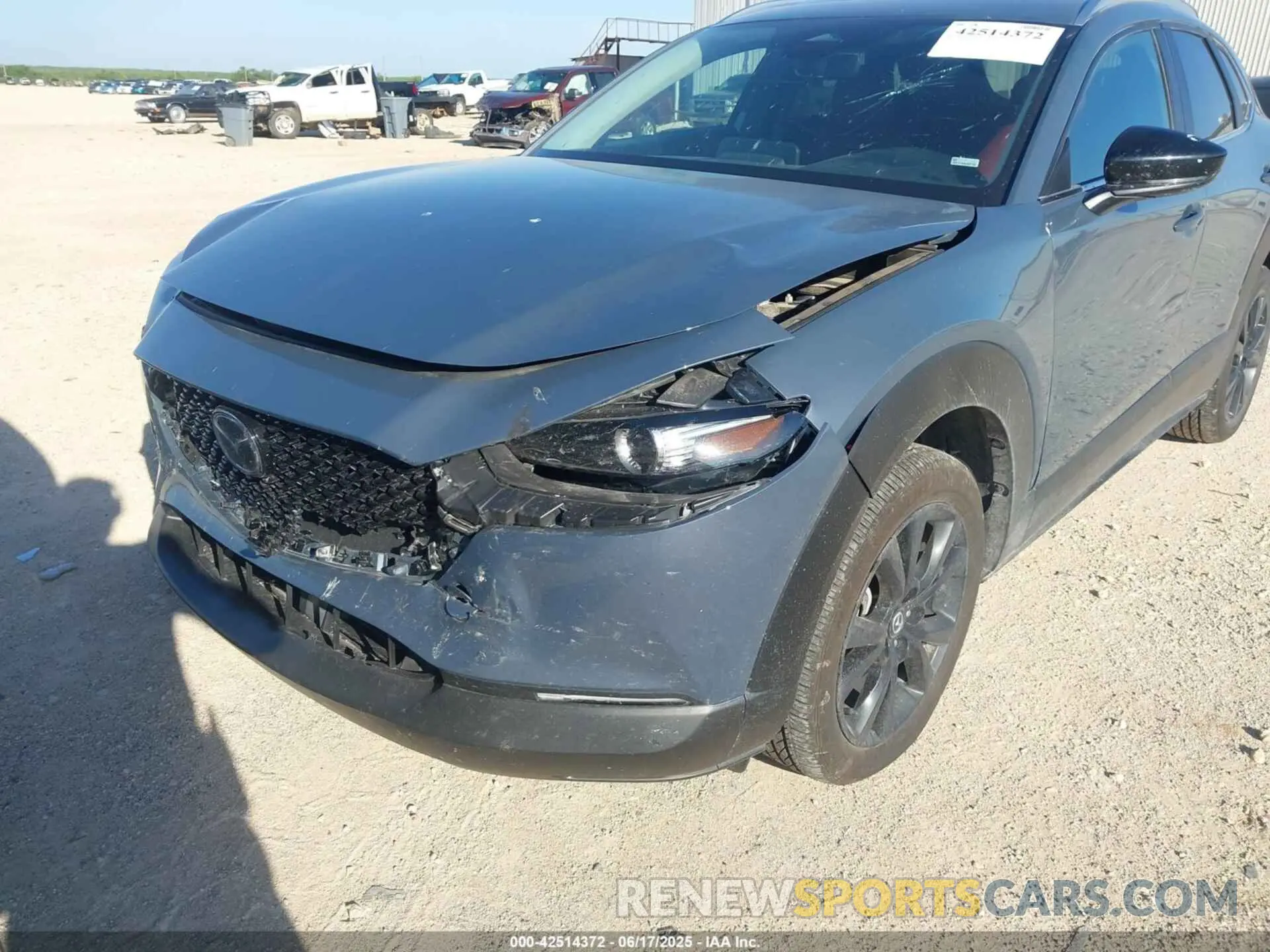 6 Photograph of a damaged car 3MVDMBCMXSM790941 MAZDA CX-30 2025