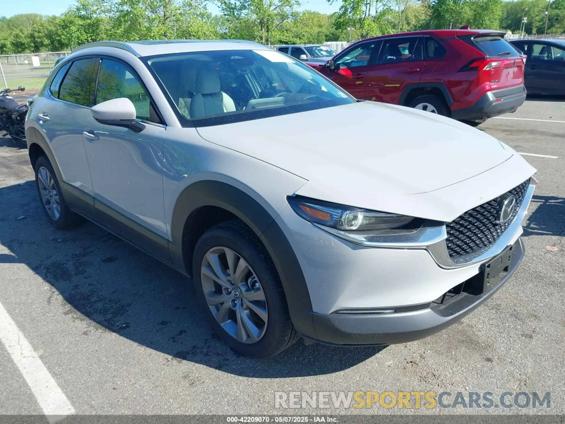 1 Photograph of a damaged car 3MVDMBDM2SM798045 MAZDA CX-30 2025