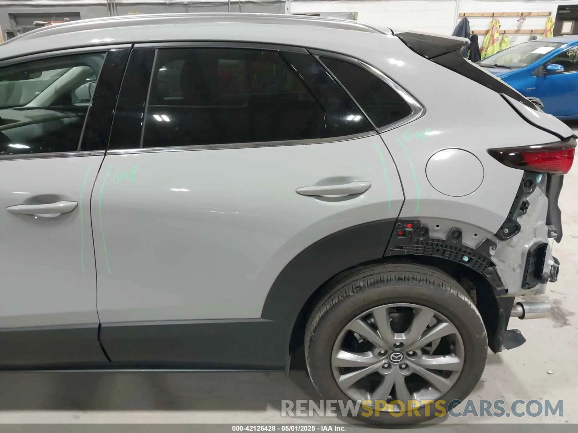21 Photograph of a damaged car 3MVDMBDM5SM788786 MAZDA CX-30 2025