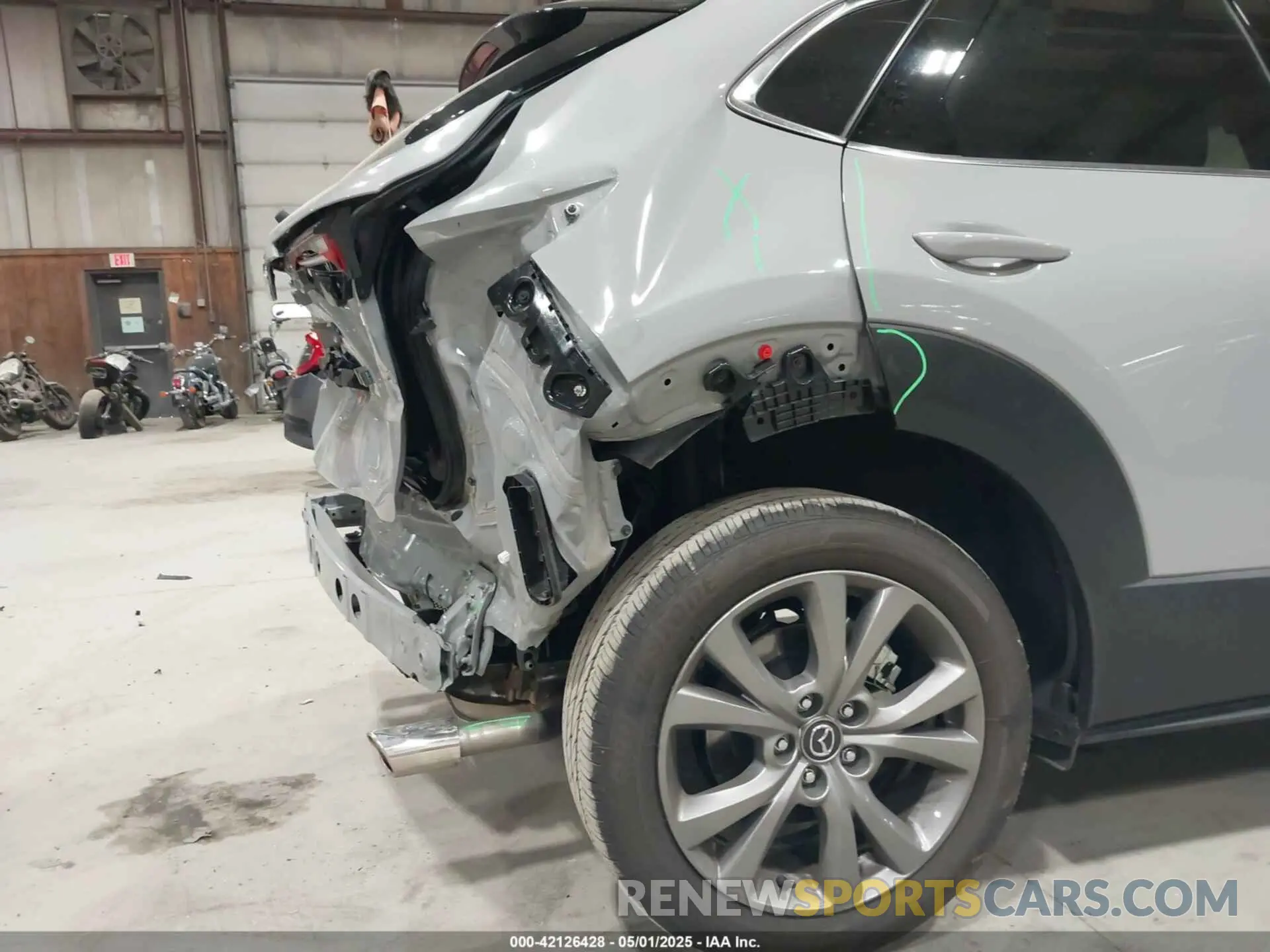 6 Photograph of a damaged car 3MVDMBDM5SM788786 MAZDA CX-30 2025