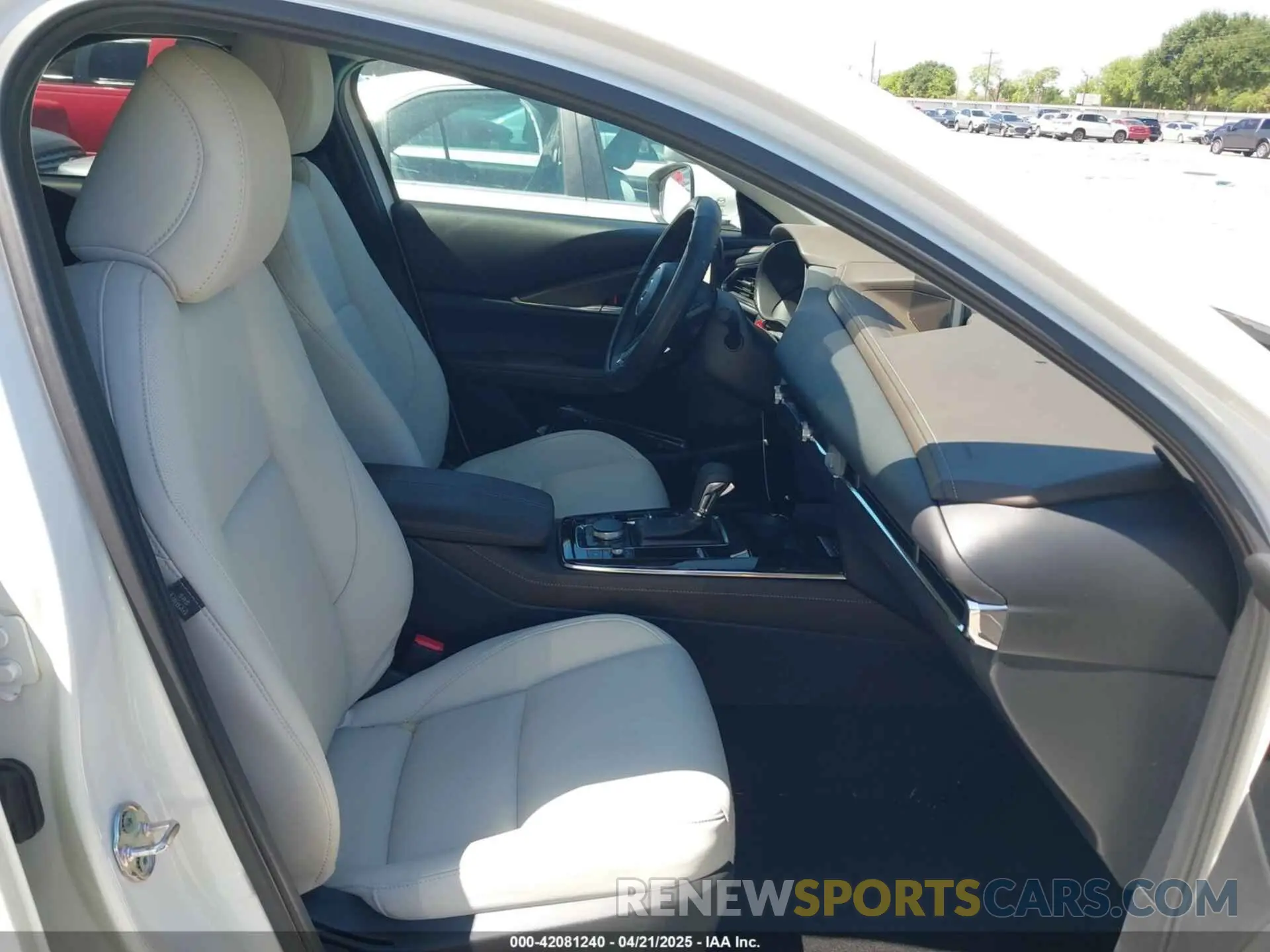 5 Photograph of a damaged car 3MVDMBDM9SM788547 MAZDA CX-30 2025