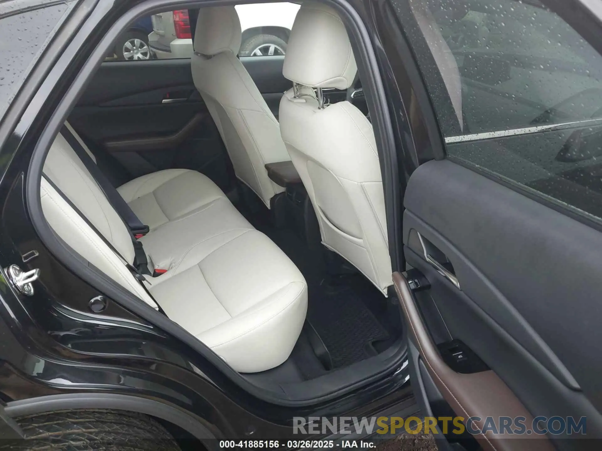 8 Photograph of a damaged car 3MVDMBEY7SM756553 MAZDA CX-30 2025