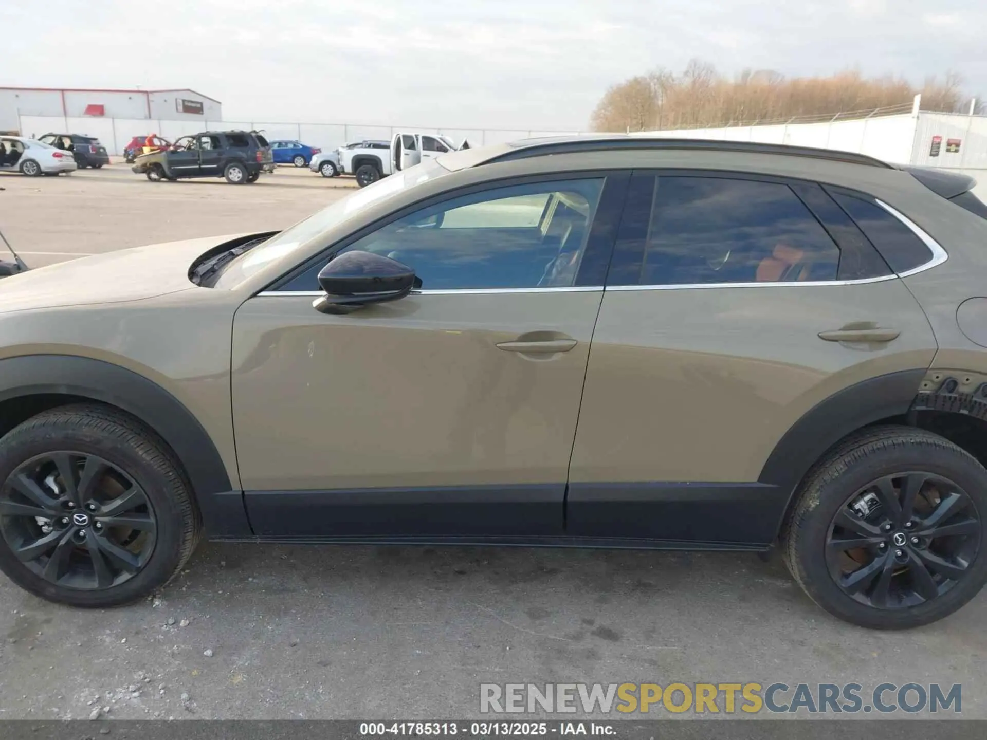 15 Photograph of a damaged car 3MVDMBXY5SM788253 MAZDA CX-30 2025