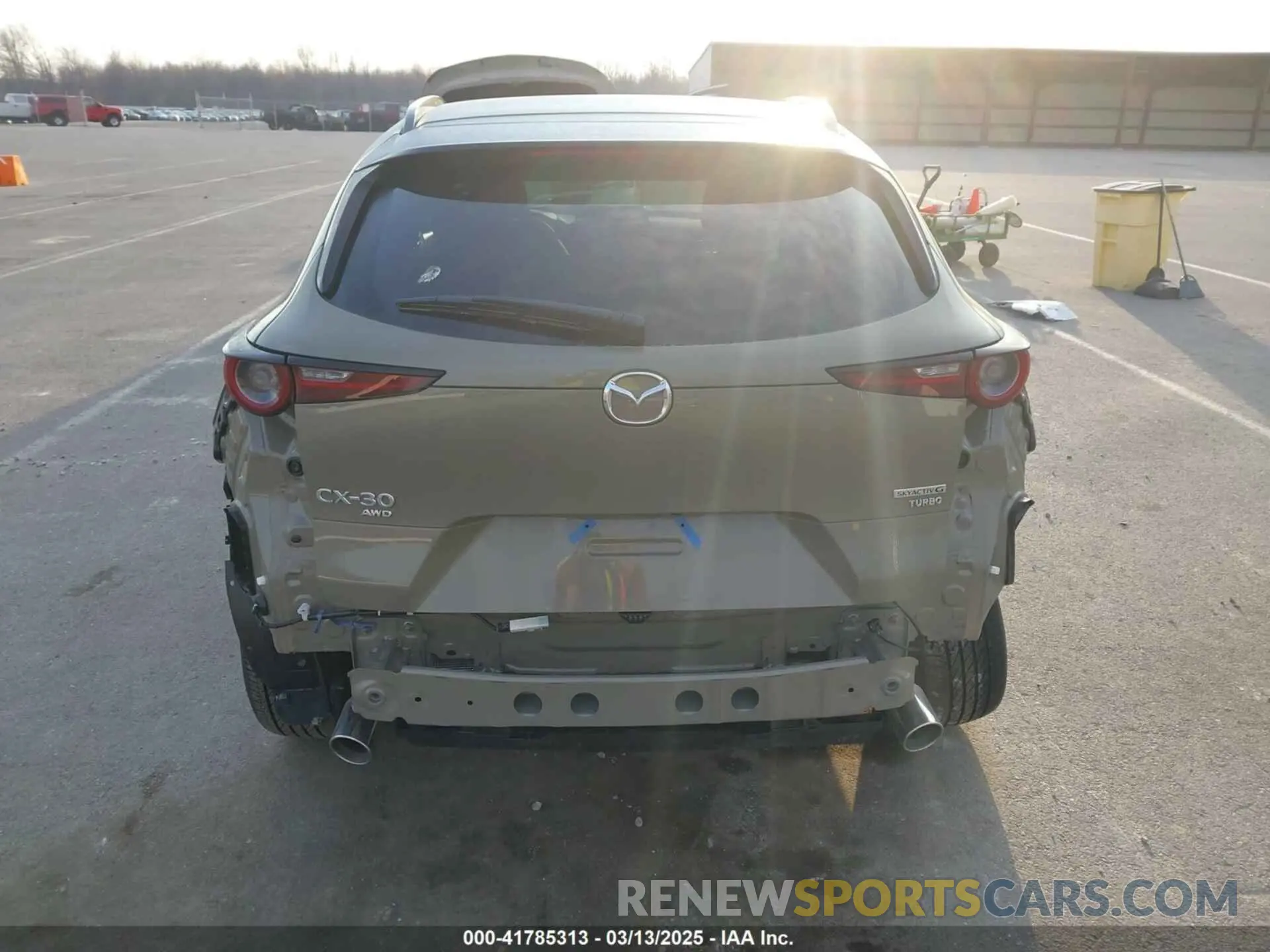 17 Photograph of a damaged car 3MVDMBXY5SM788253 MAZDA CX-30 2025