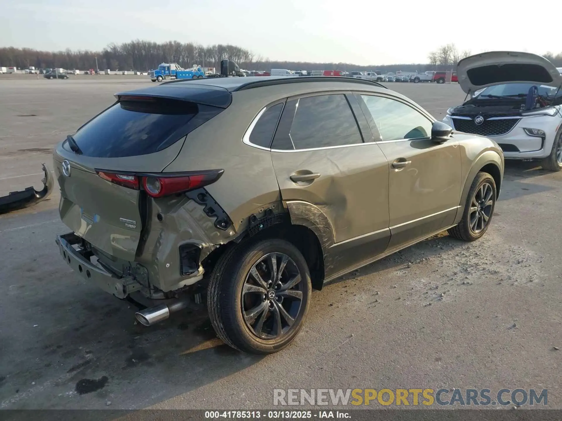 4 Photograph of a damaged car 3MVDMBXY5SM788253 MAZDA CX-30 2025