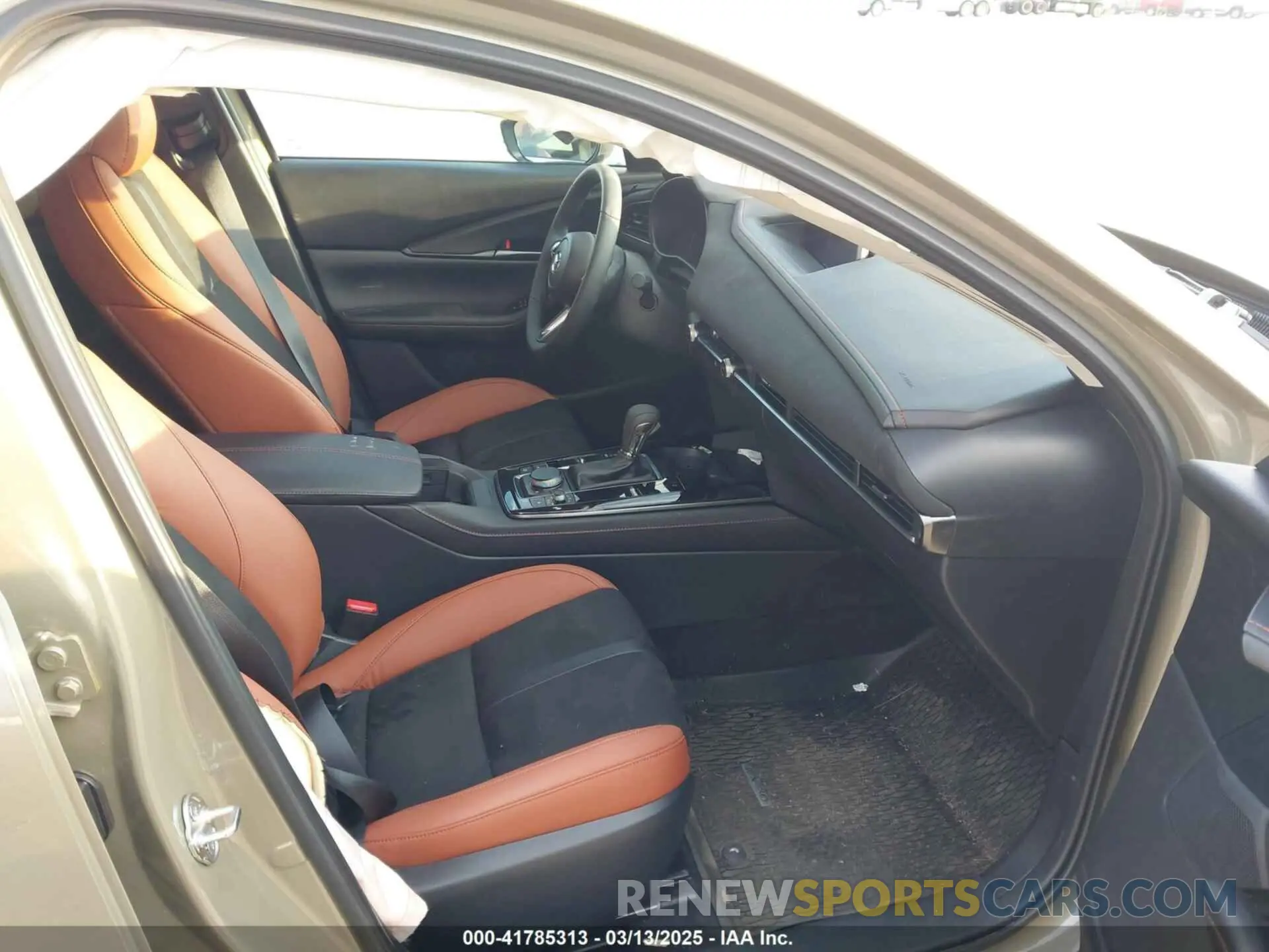 5 Photograph of a damaged car 3MVDMBXY5SM788253 MAZDA CX-30 2025