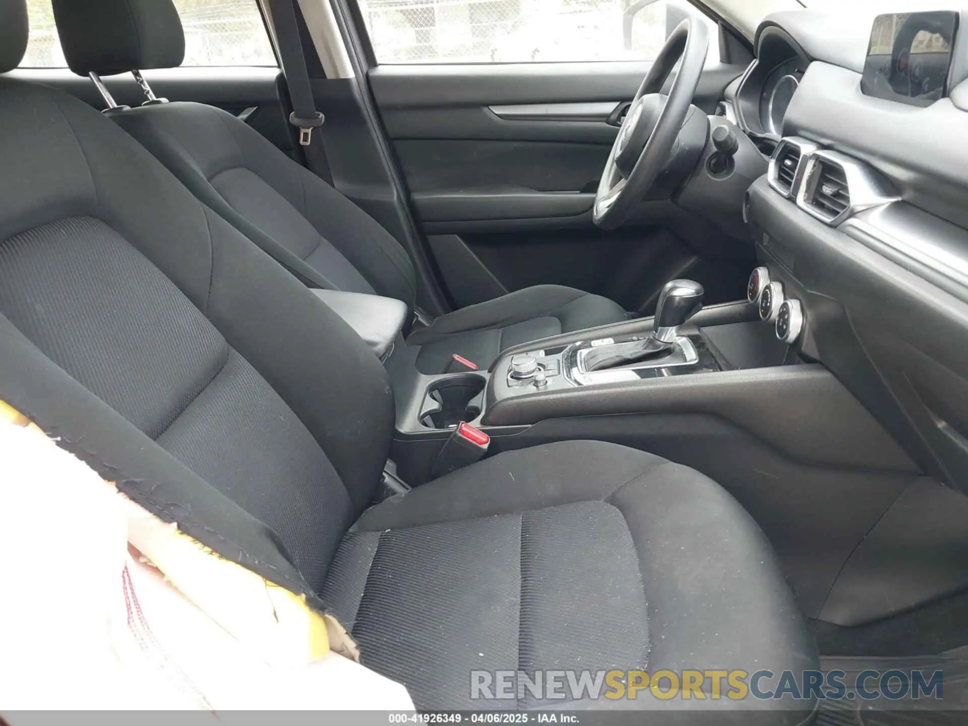 5 Photograph of a damaged car JM3KFAB73K0600013 MAZDA CX-5 2019
