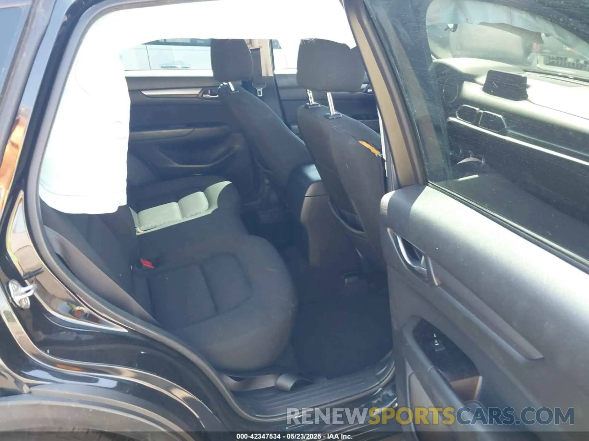 8 Photograph of a damaged car JM3KFABM1K0673273 MAZDA CX-5 2019