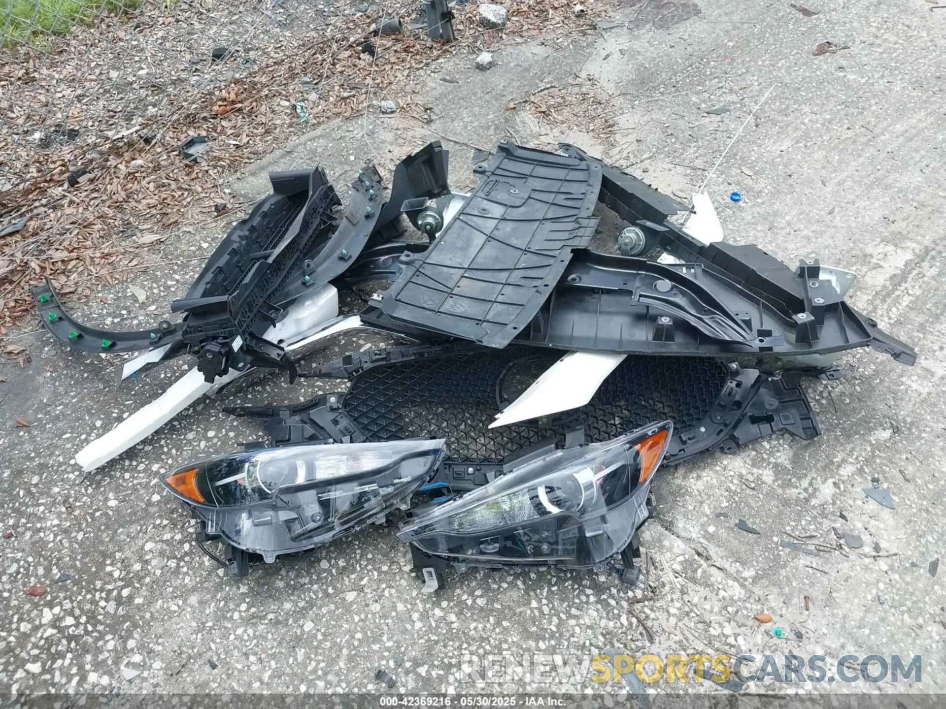 12 Photograph of a damaged car JM3KFABM3K1615823 MAZDA CX-5 2019