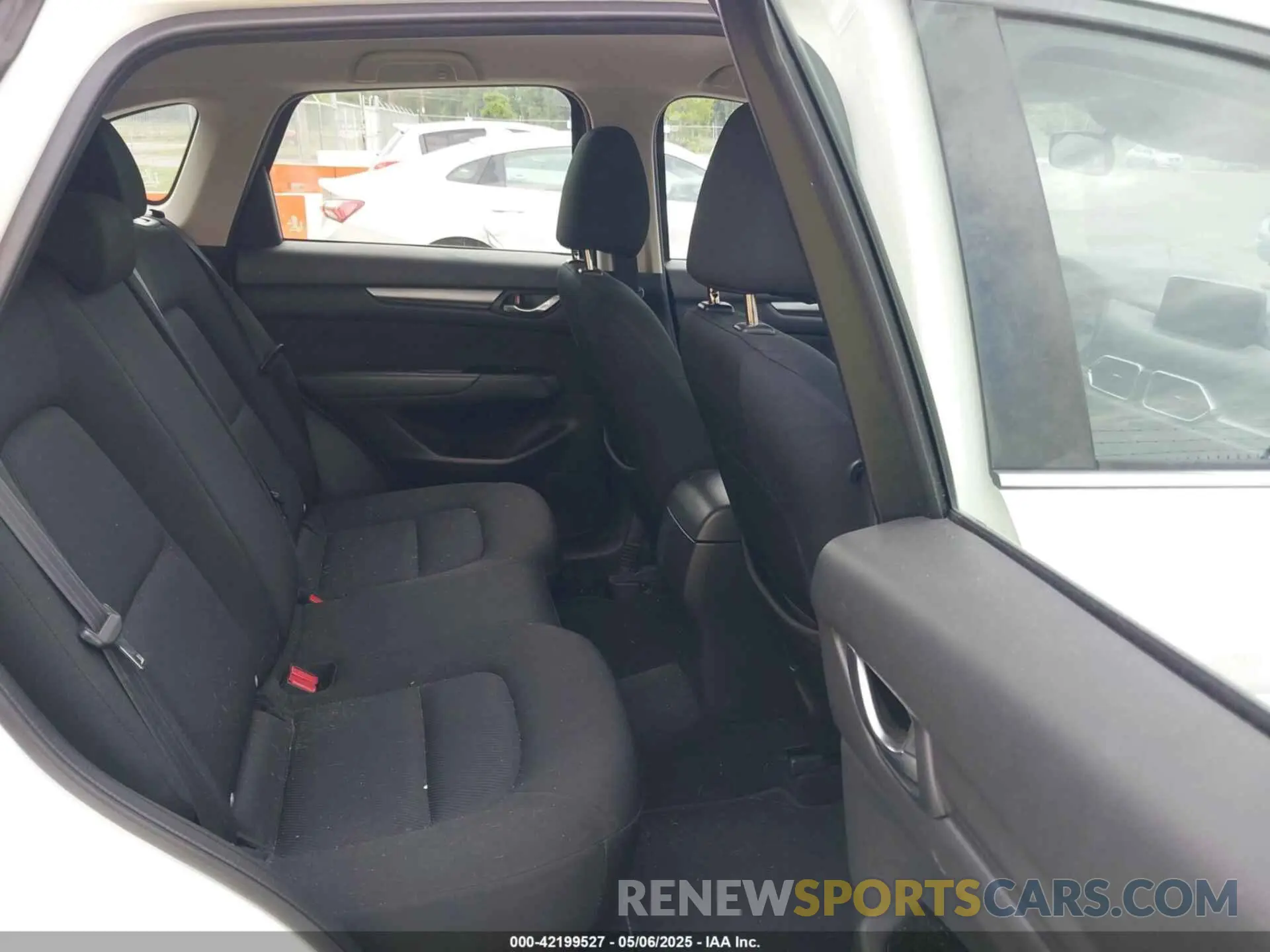 8 Photograph of a damaged car JM3KFABM4K0580263 MAZDA CX-5 2019