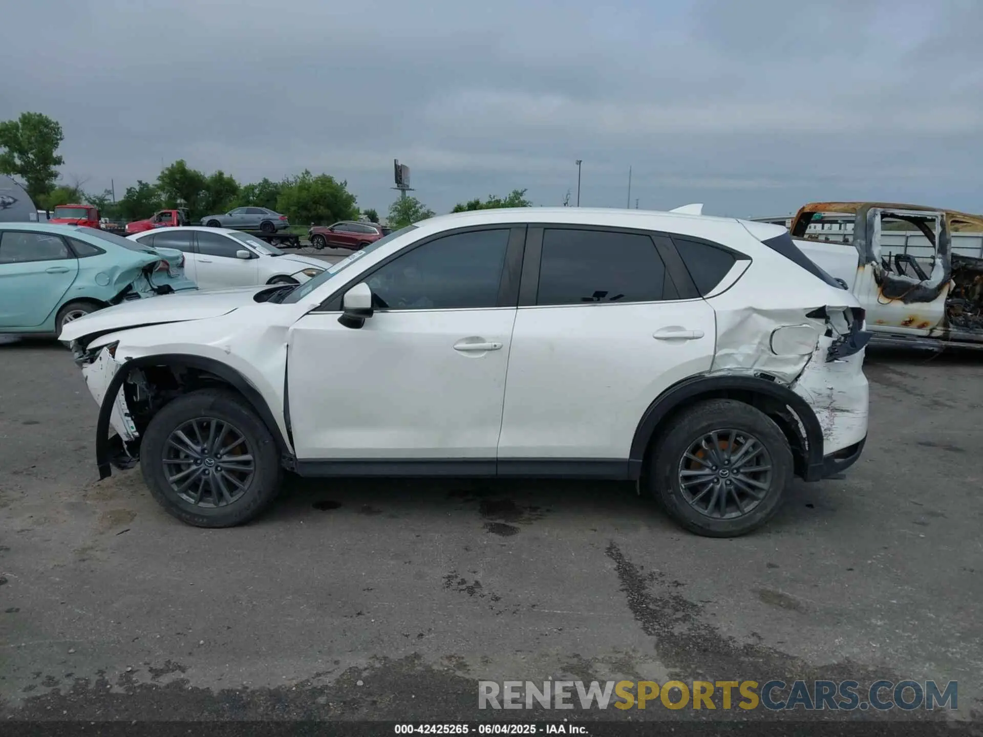 14 Photograph of a damaged car JM3KFABM6K0678744 MAZDA CX-5 2019