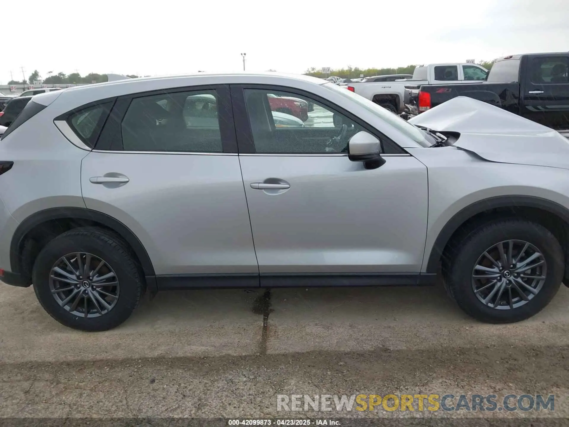14 Photograph of a damaged car JM3KFABM7K0677571 MAZDA CX-5 2019