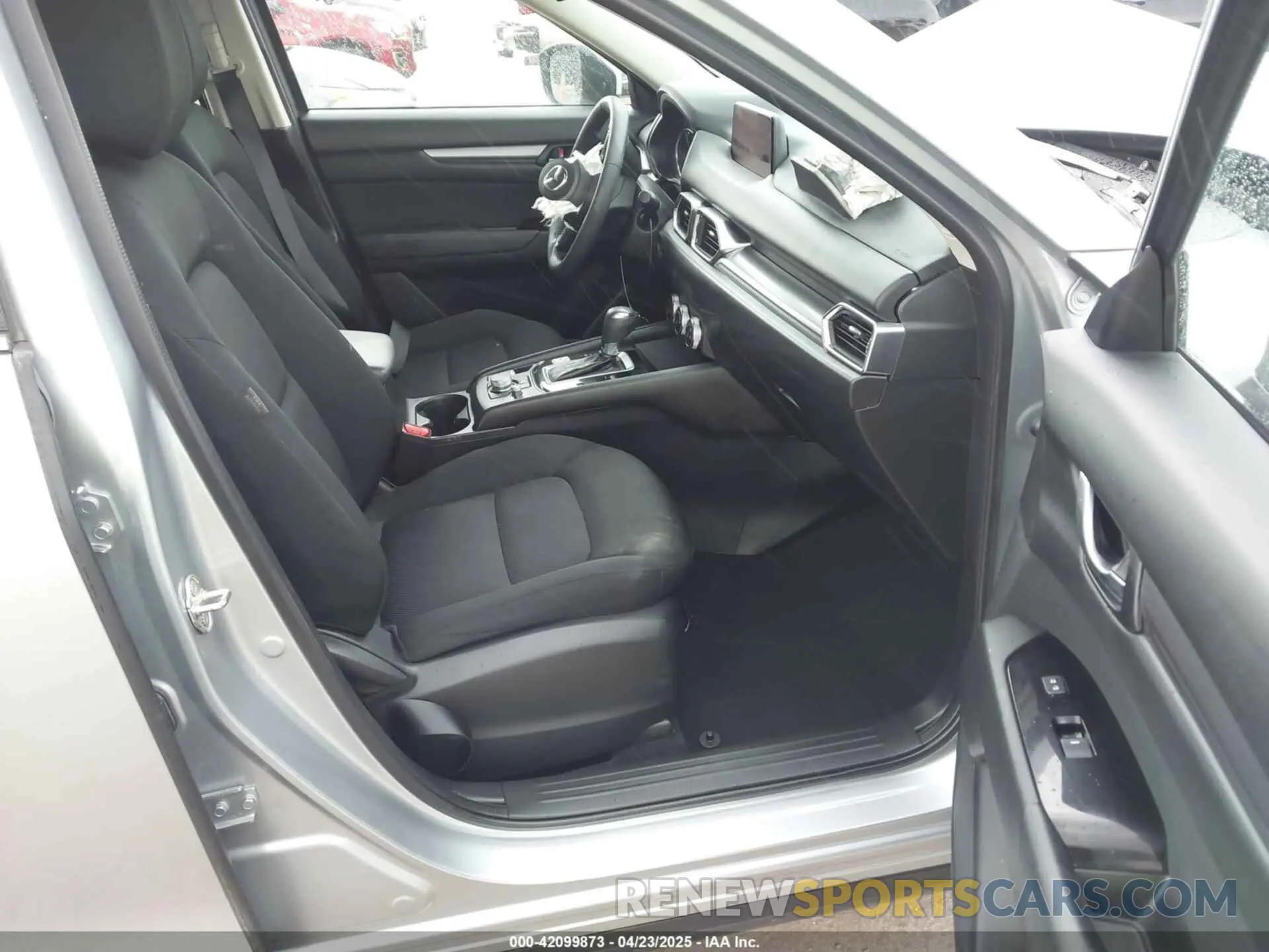 5 Photograph of a damaged car JM3KFABM7K0677571 MAZDA CX-5 2019