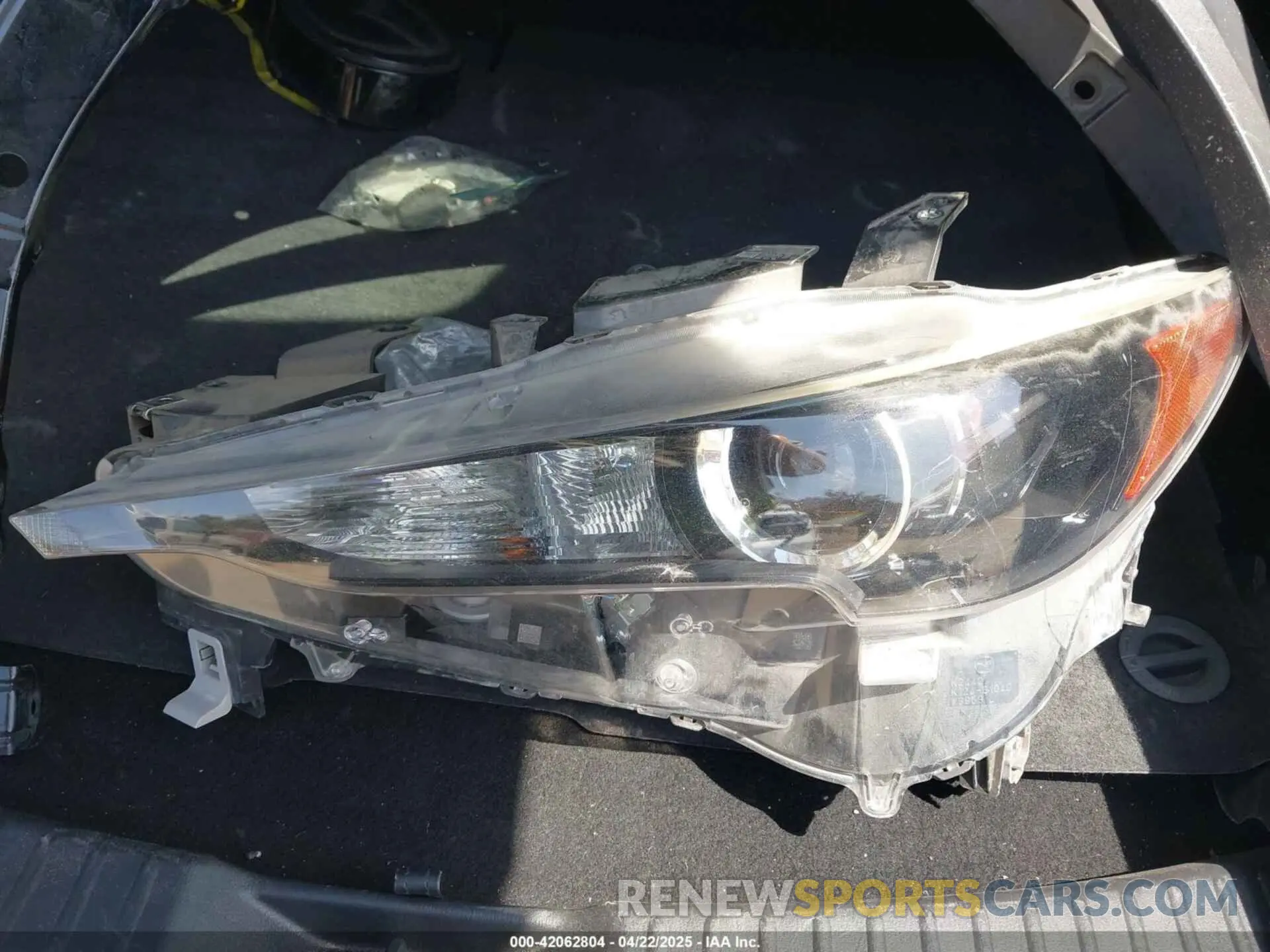 12 Photograph of a damaged car JM3KFABM7K1509987 MAZDA CX-5 2019