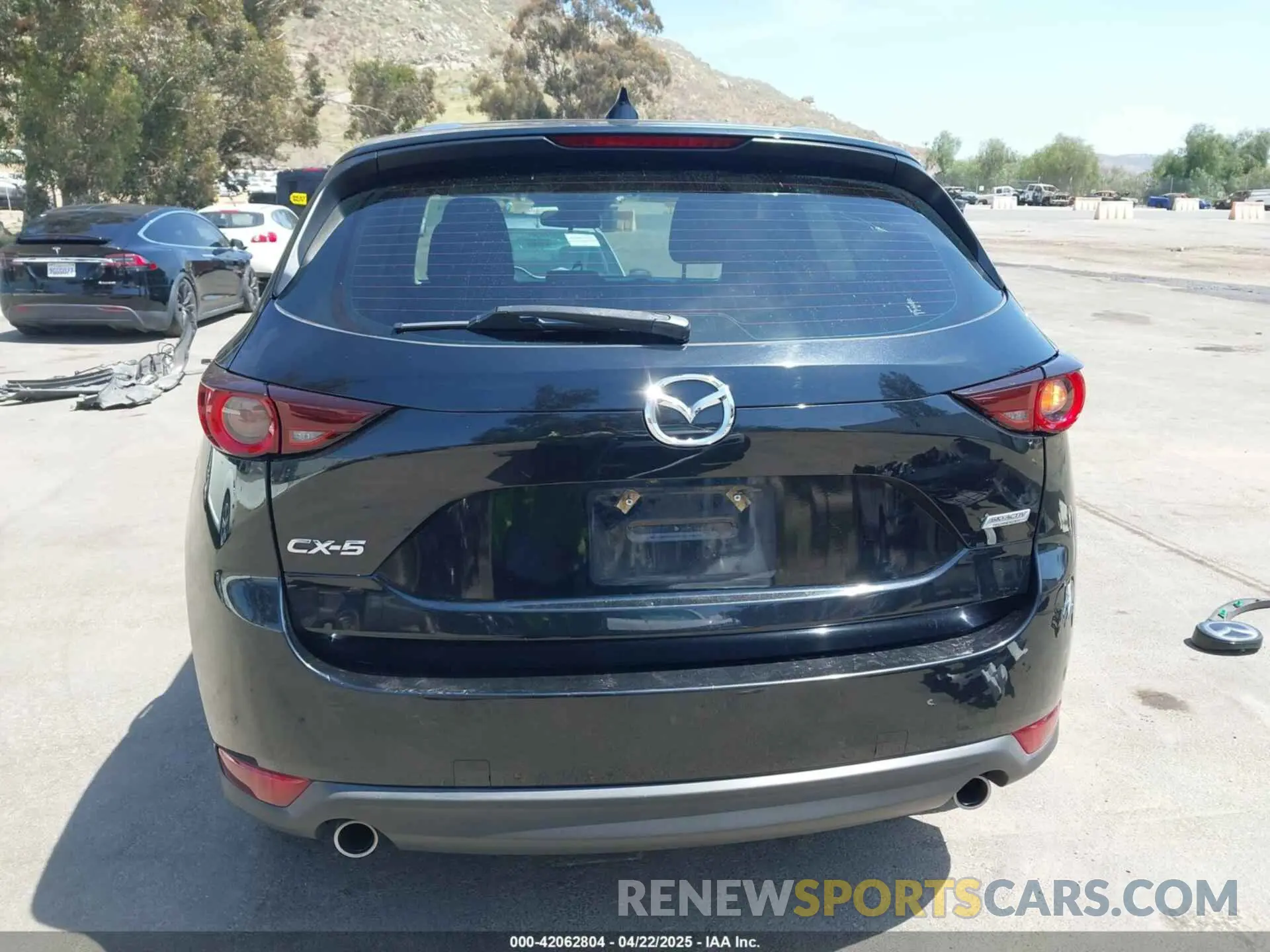 17 Photograph of a damaged car JM3KFABM7K1509987 MAZDA CX-5 2019
