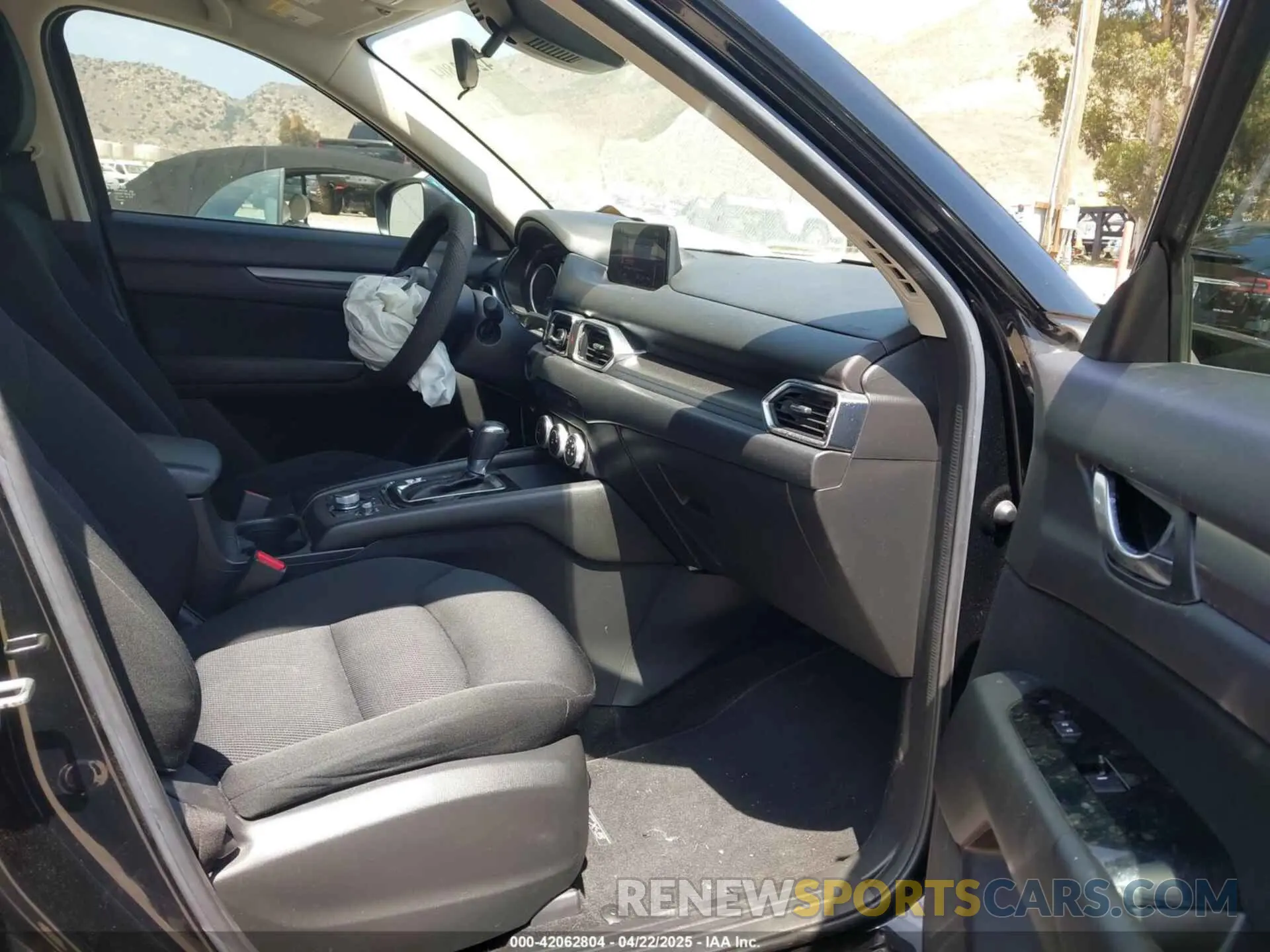 5 Photograph of a damaged car JM3KFABM7K1509987 MAZDA CX-5 2019