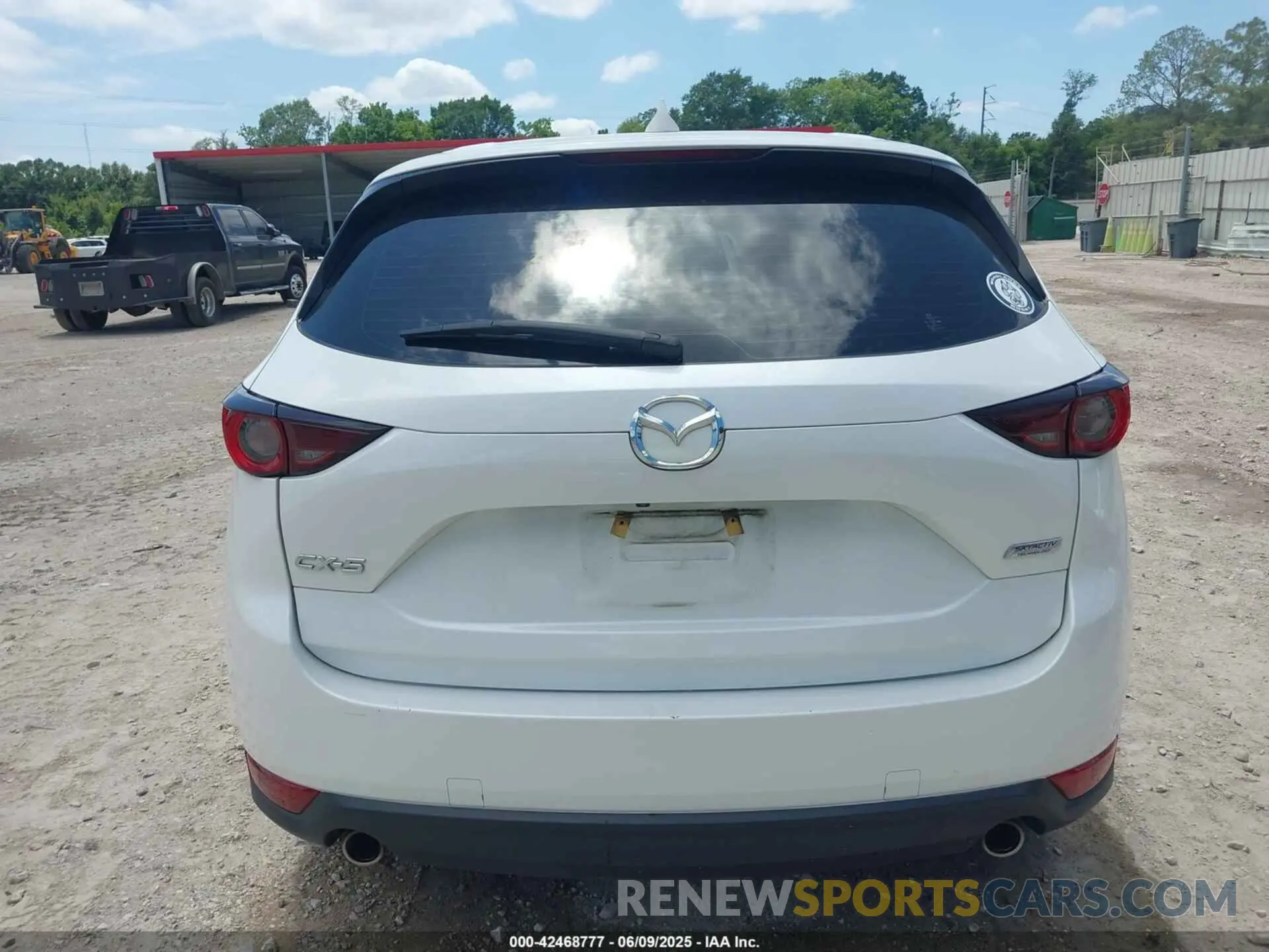 16 Photograph of a damaged car JM3KFABM8K1586027 MAZDA CX-5 2019