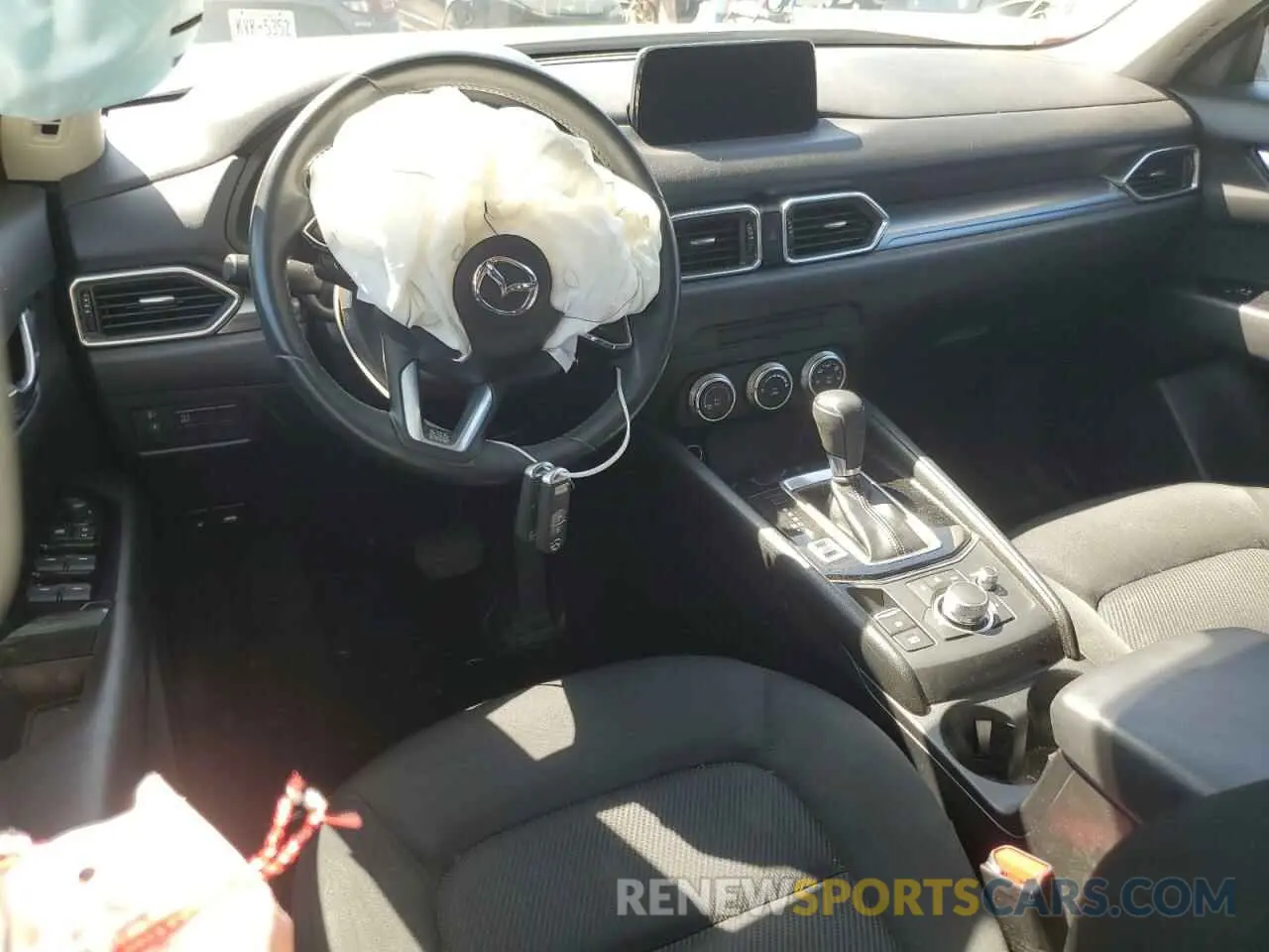8 Photograph of a damaged car JM3KFABM9K1590538 MAZDA CX-5 2019