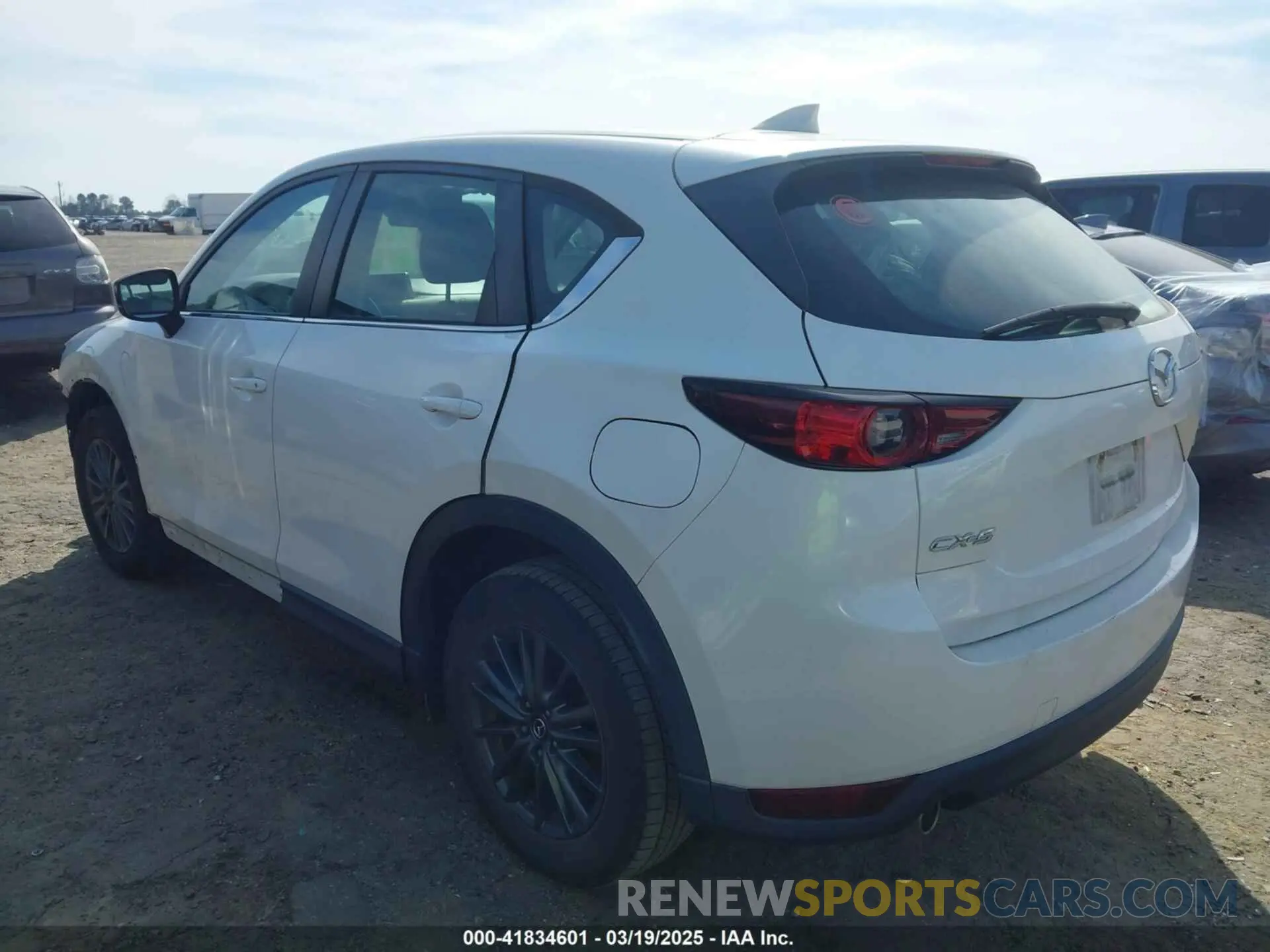 3 Photograph of a damaged car JM3KFABMXK1504069 MAZDA CX-5 2019
