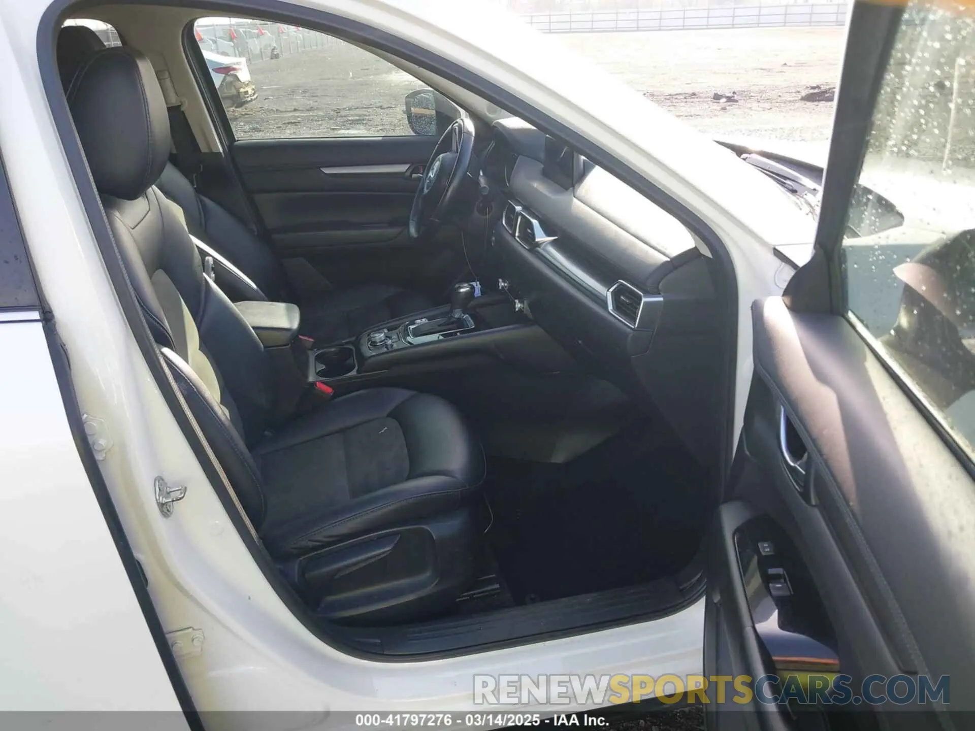 5 Photograph of a damaged car JM3KFACM0K1564330 MAZDA CX-5 2019
