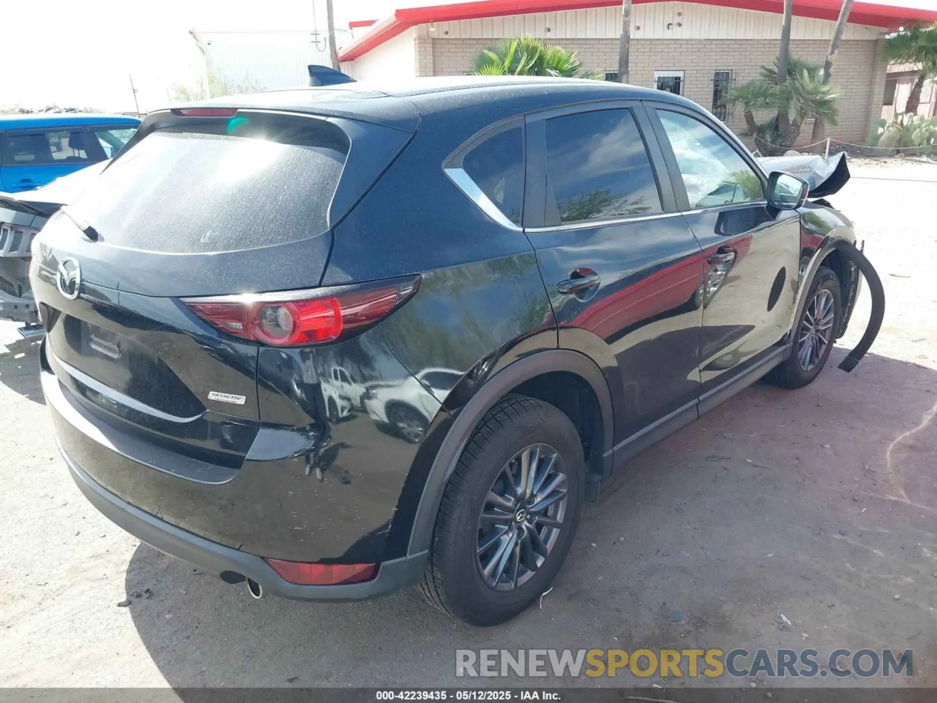 4 Photograph of a damaged car JM3KFACM0K1576817 MAZDA CX-5 2019