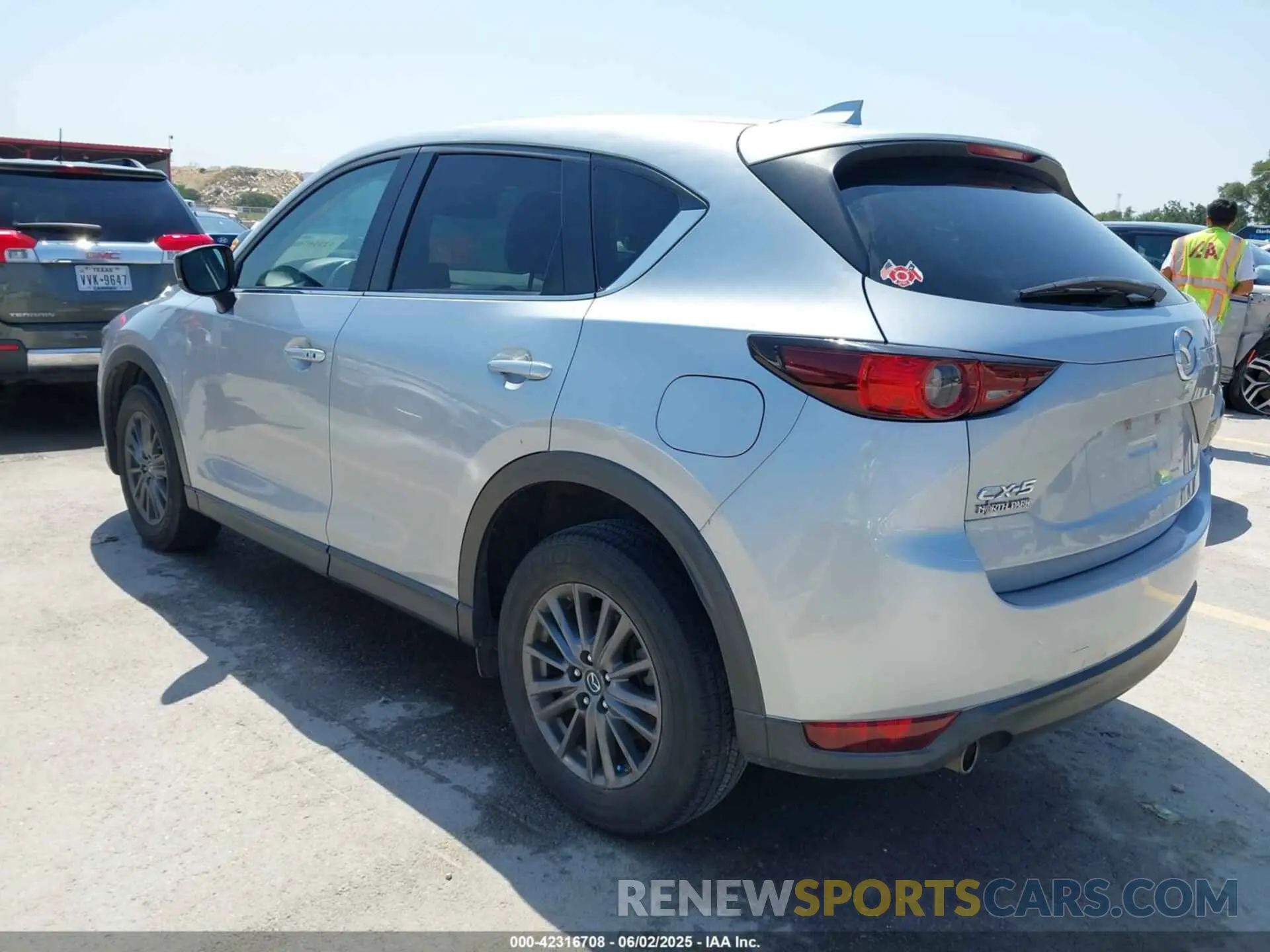 3 Photograph of a damaged car JM3KFACM1K1507229 MAZDA CX-5 2019