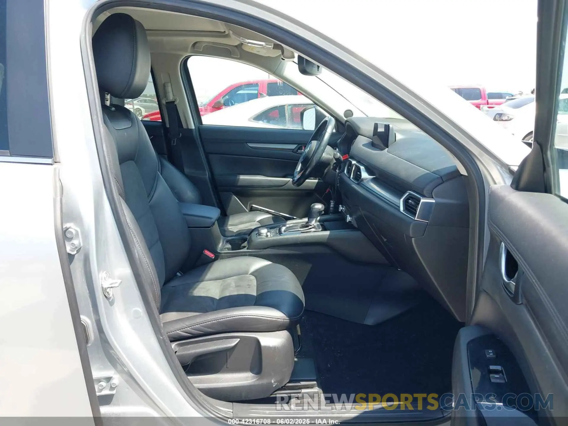 5 Photograph of a damaged car JM3KFACM1K1507229 MAZDA CX-5 2019