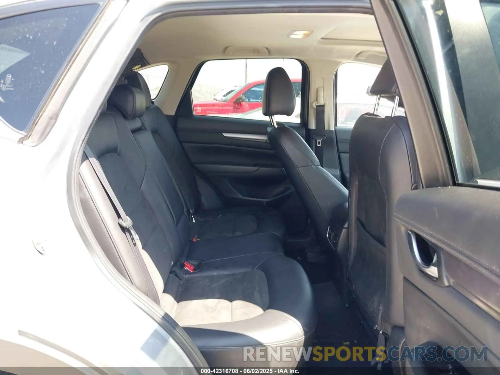 8 Photograph of a damaged car JM3KFACM1K1507229 MAZDA CX-5 2019