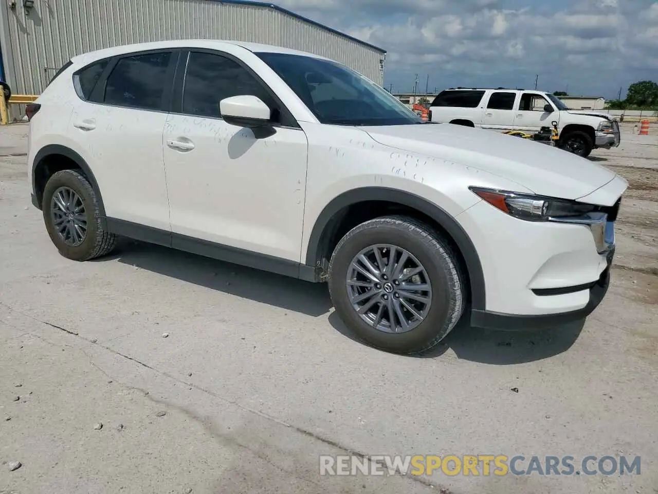 4 Photograph of a damaged car JM3KFACM2K0665813 MAZDA CX-5 2019