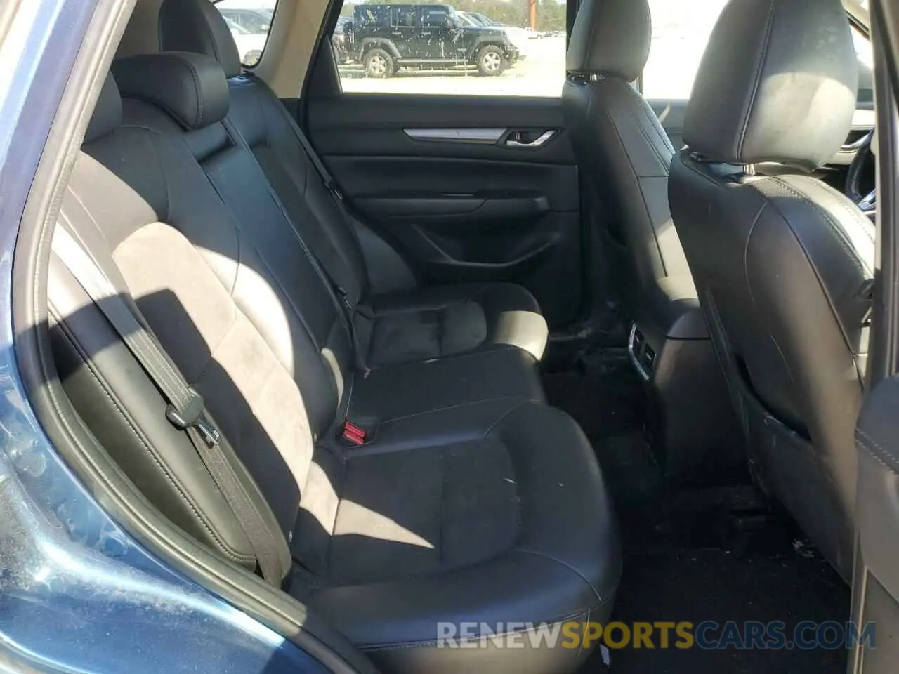 11 Photograph of a damaged car JM3KFACM3K0555045 MAZDA CX-5 2019