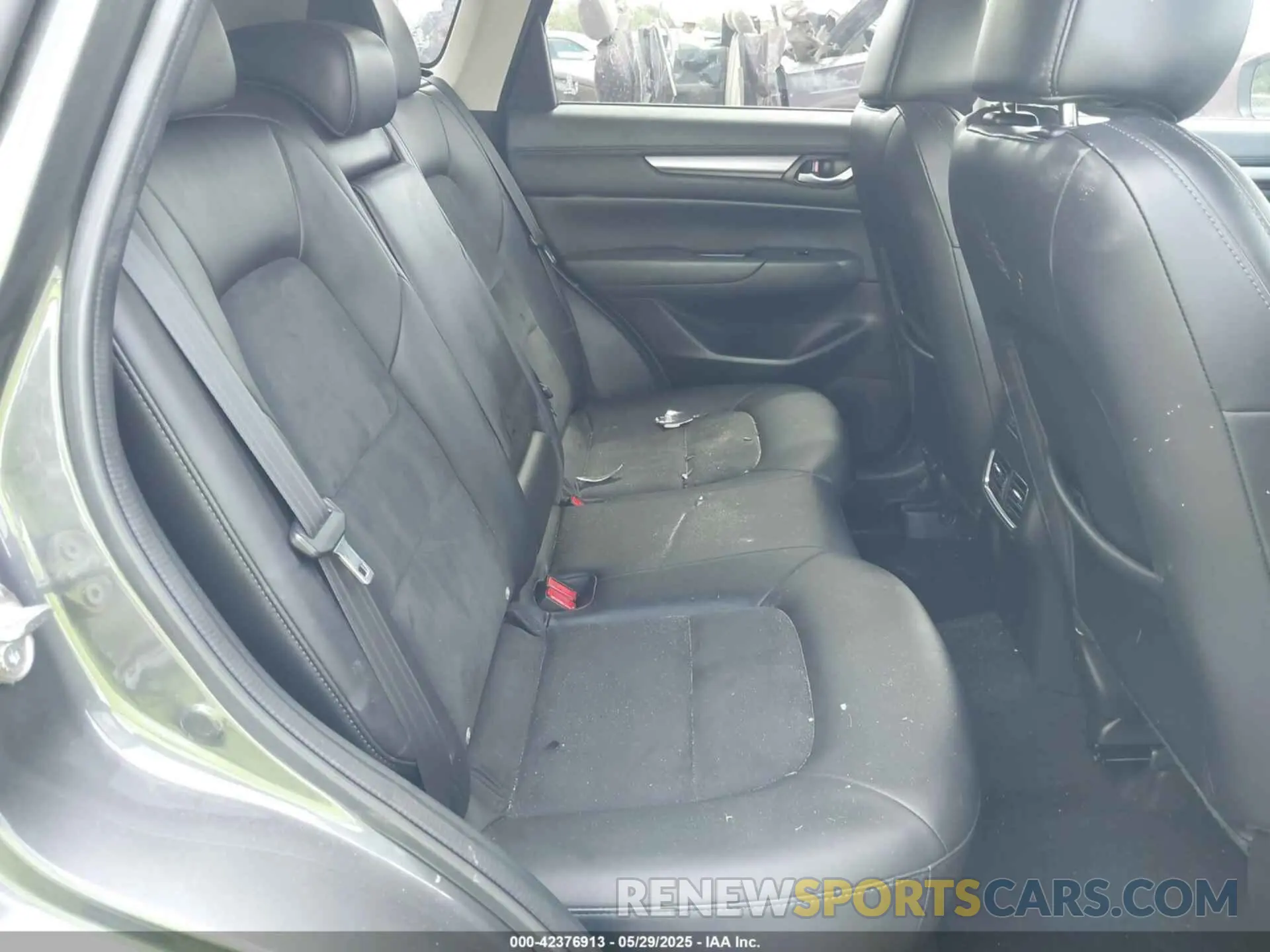 8 Photograph of a damaged car JM3KFACM3K0607905 MAZDA CX-5 2019