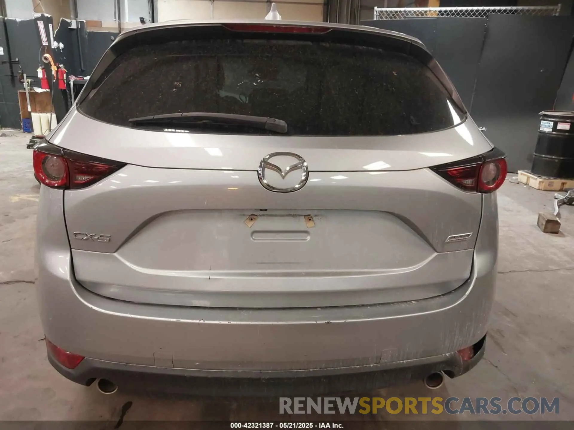 17 Photograph of a damaged car JM3KFACM3K1558196 MAZDA CX-5 2019