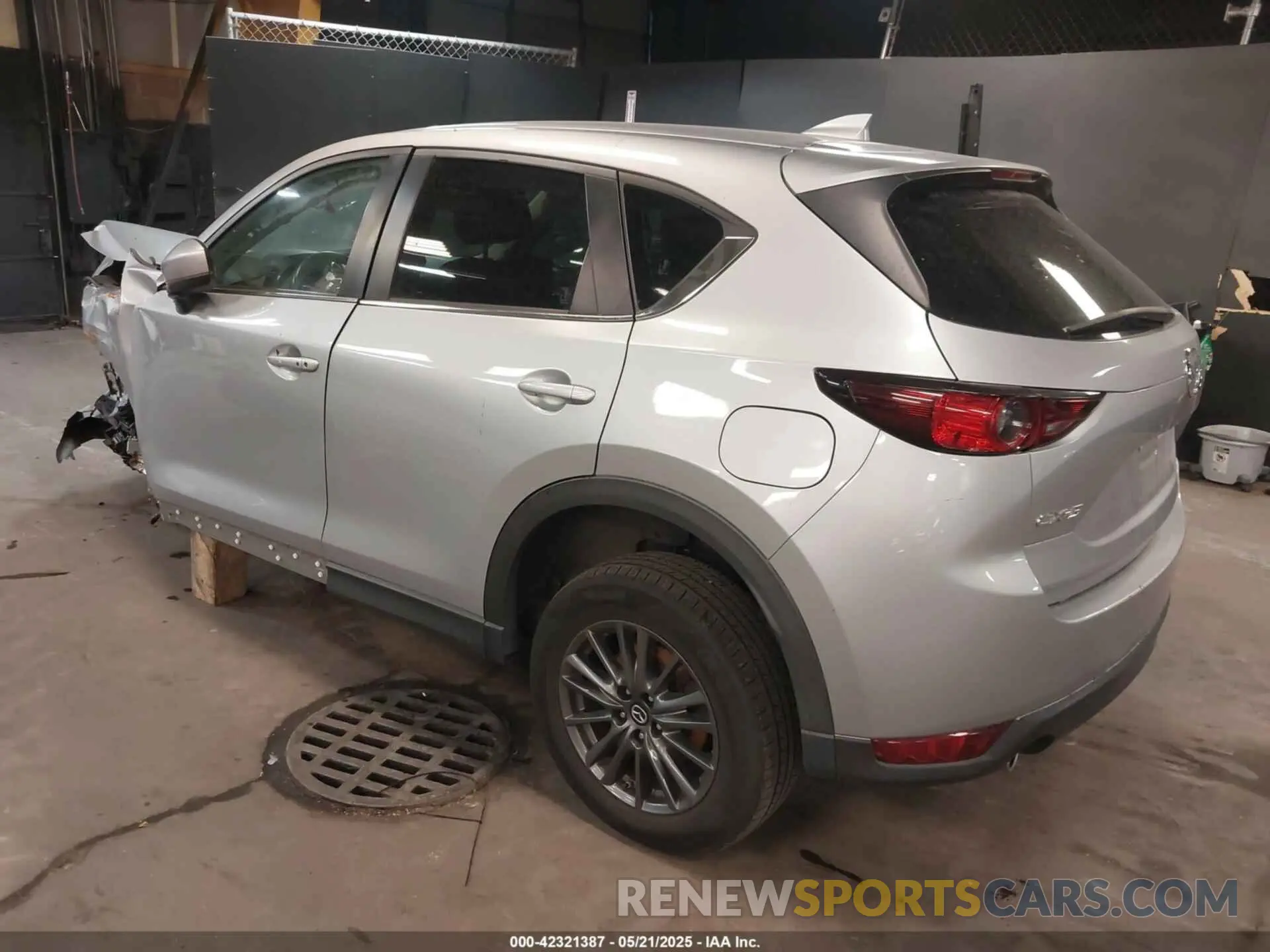 3 Photograph of a damaged car JM3KFACM3K1558196 MAZDA CX-5 2019