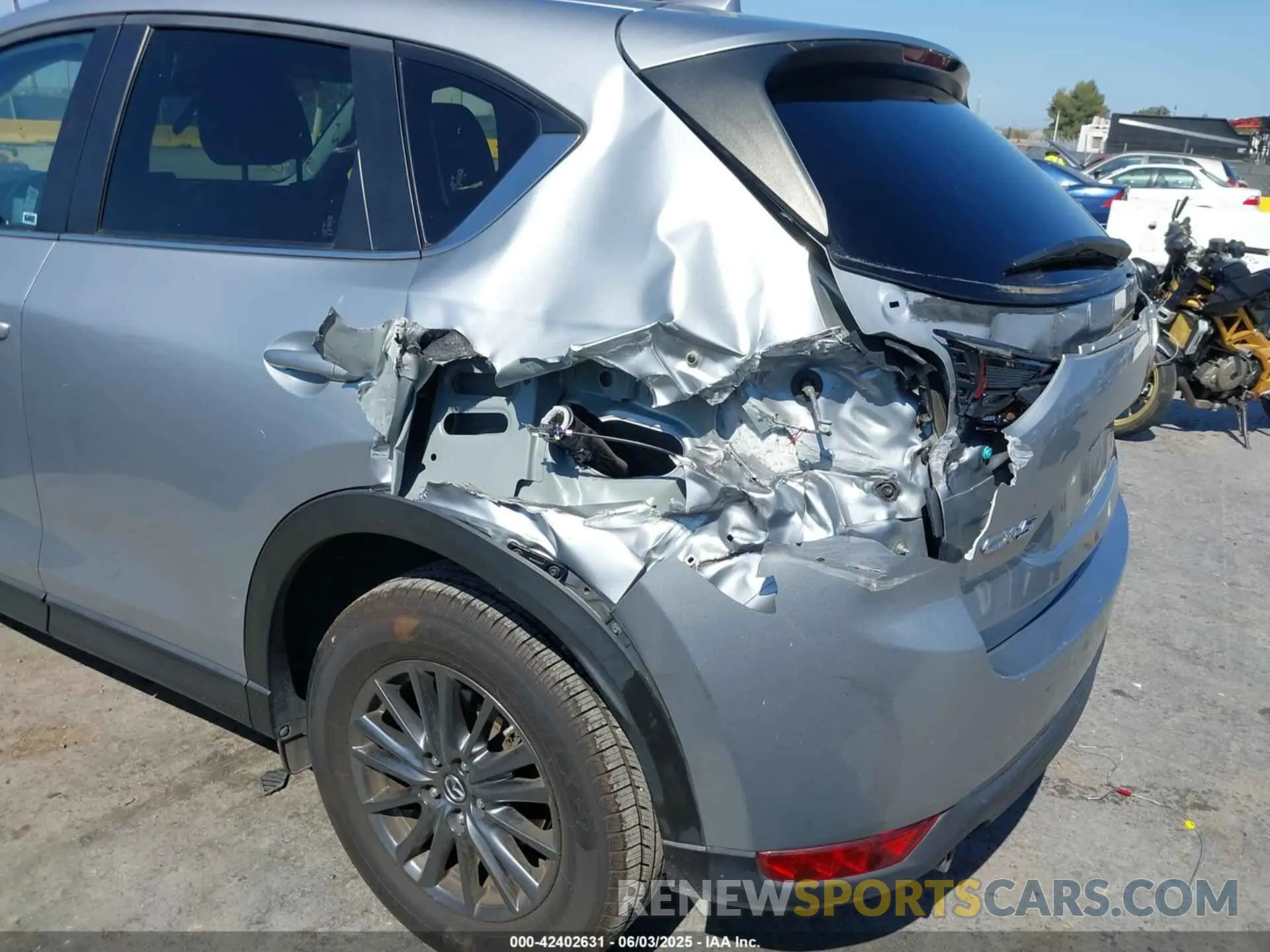 6 Photograph of a damaged car JM3KFACM4K1540919 MAZDA CX-5 2019