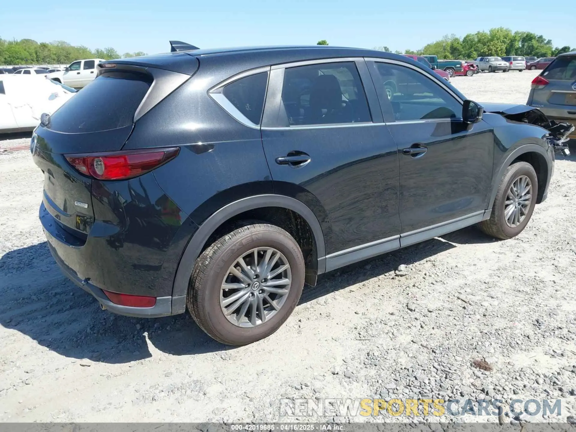 4 Photograph of a damaged car JM3KFACM4K1542170 MAZDA CX-5 2019