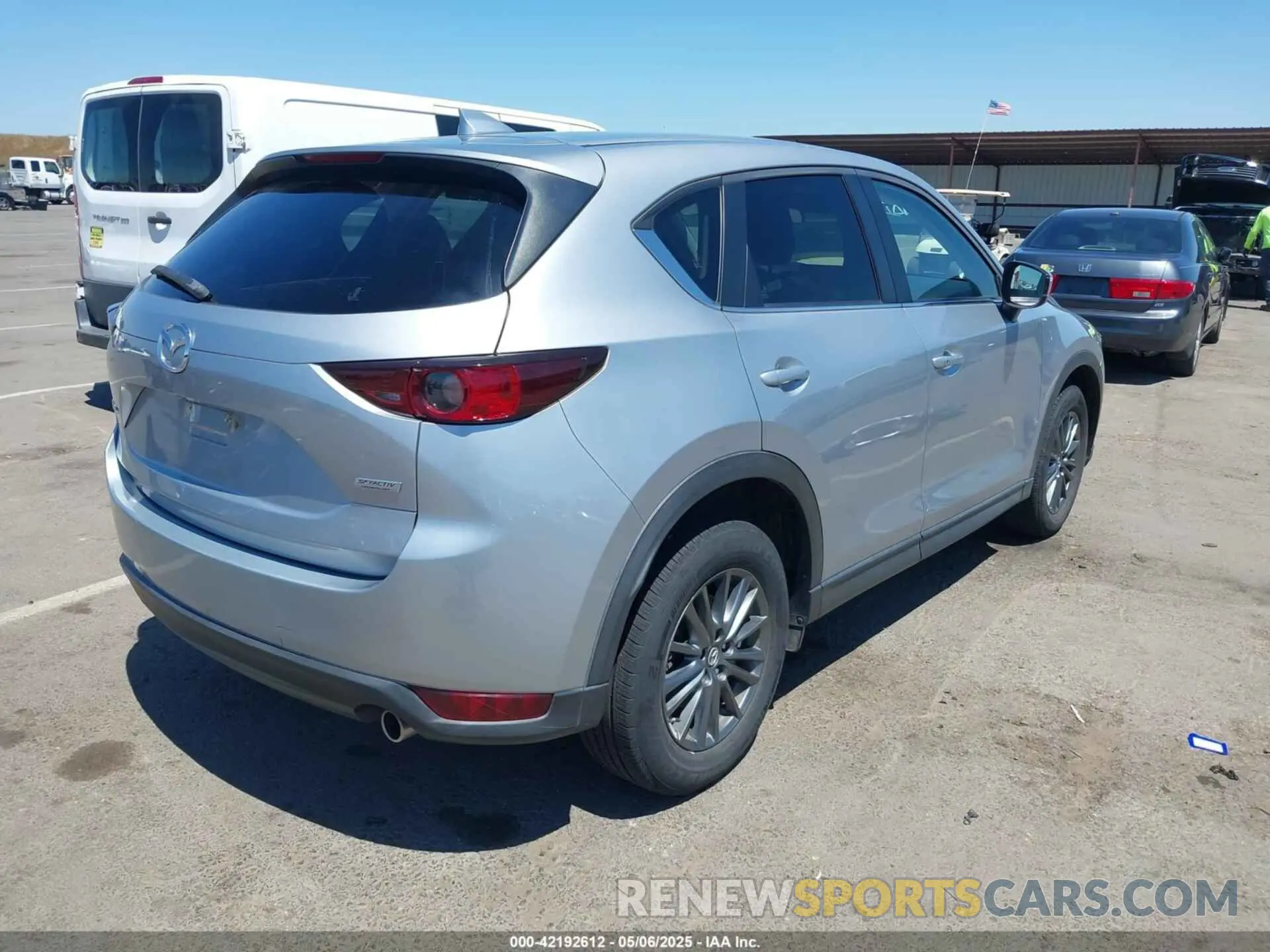 4 Photograph of a damaged car JM3KFACM4K1560958 MAZDA CX-5 2019