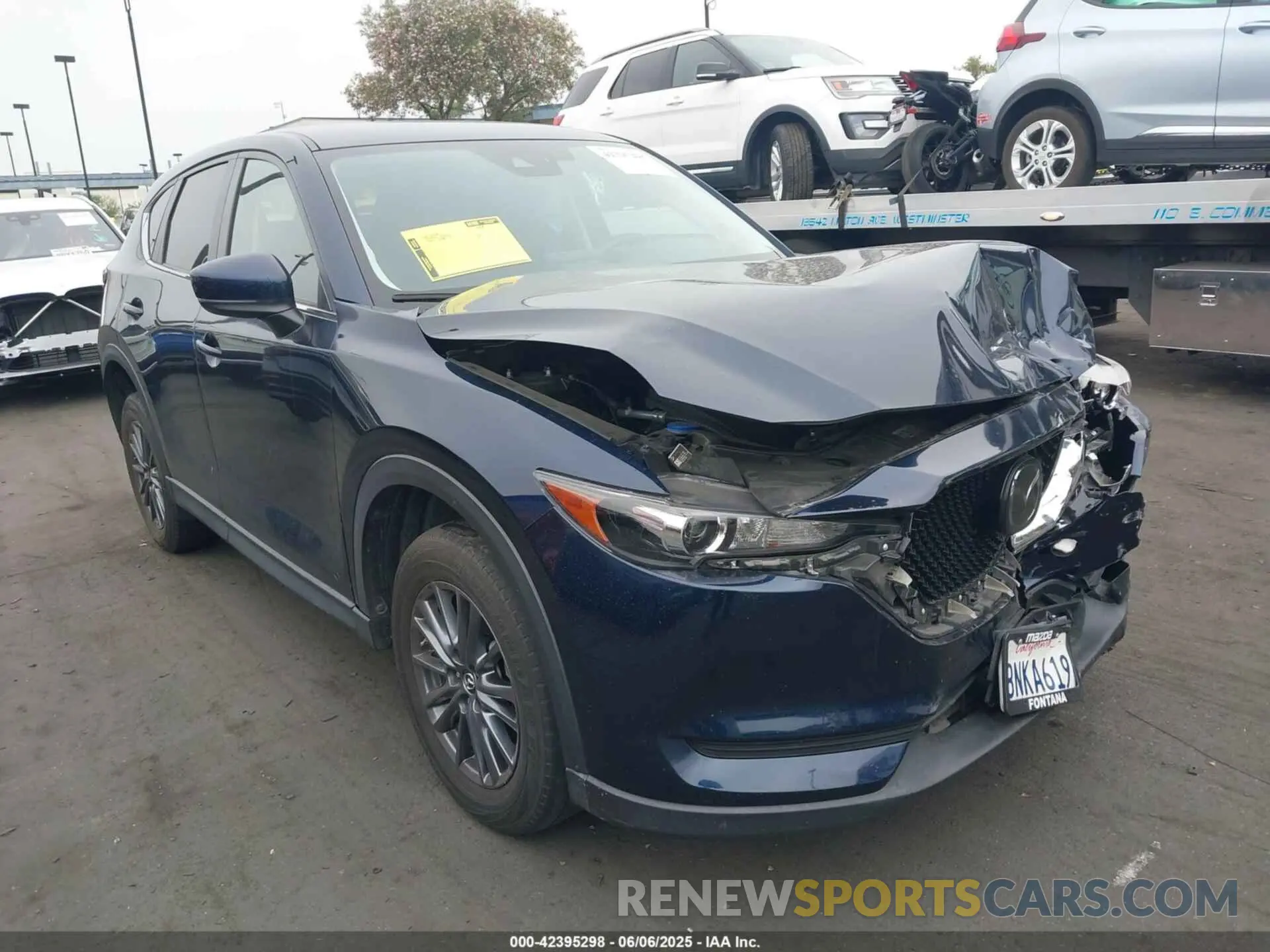1 Photograph of a damaged car JM3KFACM5K0695162 MAZDA CX-5 2019