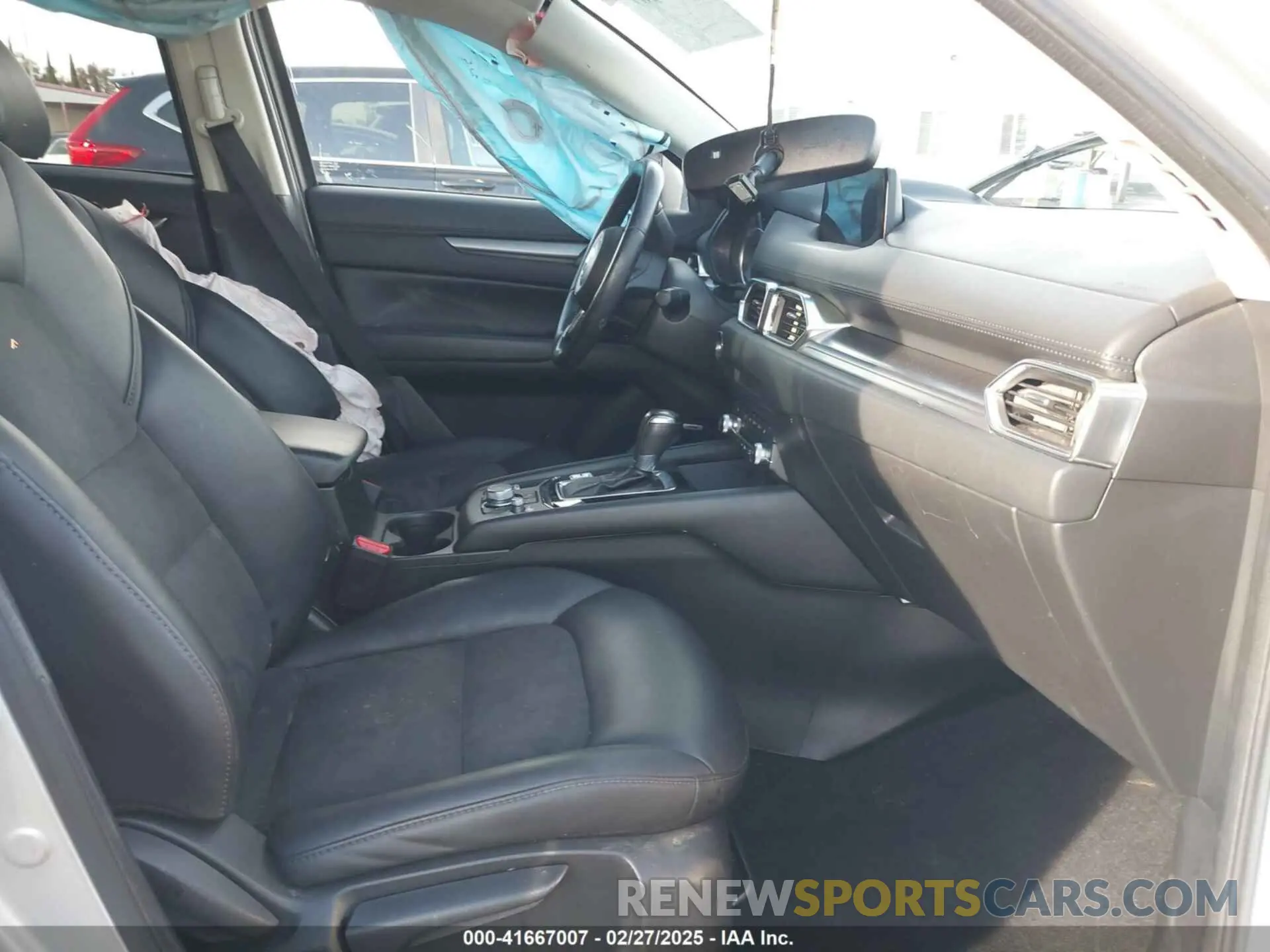 5 Photograph of a damaged car JM3KFACM5K1531601 MAZDA CX-5 2019