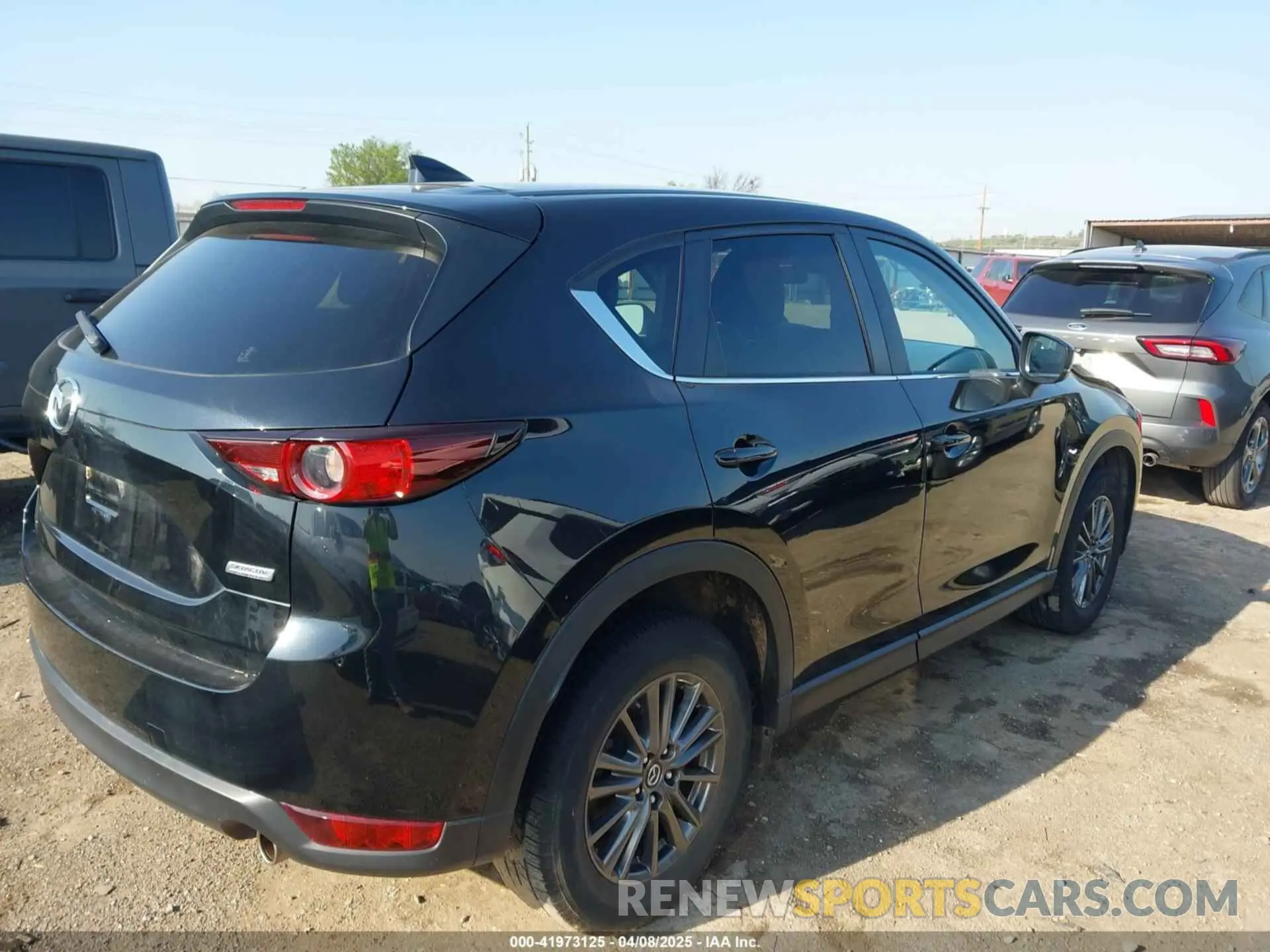 4 Photograph of a damaged car JM3KFACM6K0533203 MAZDA CX-5 2019