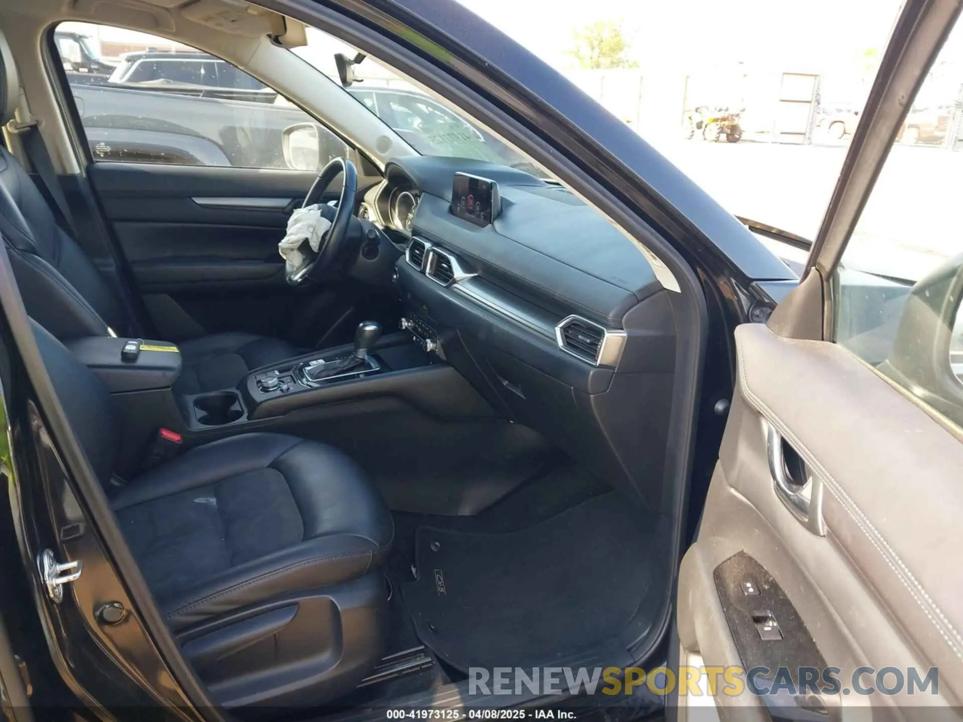 5 Photograph of a damaged car JM3KFACM6K0533203 MAZDA CX-5 2019