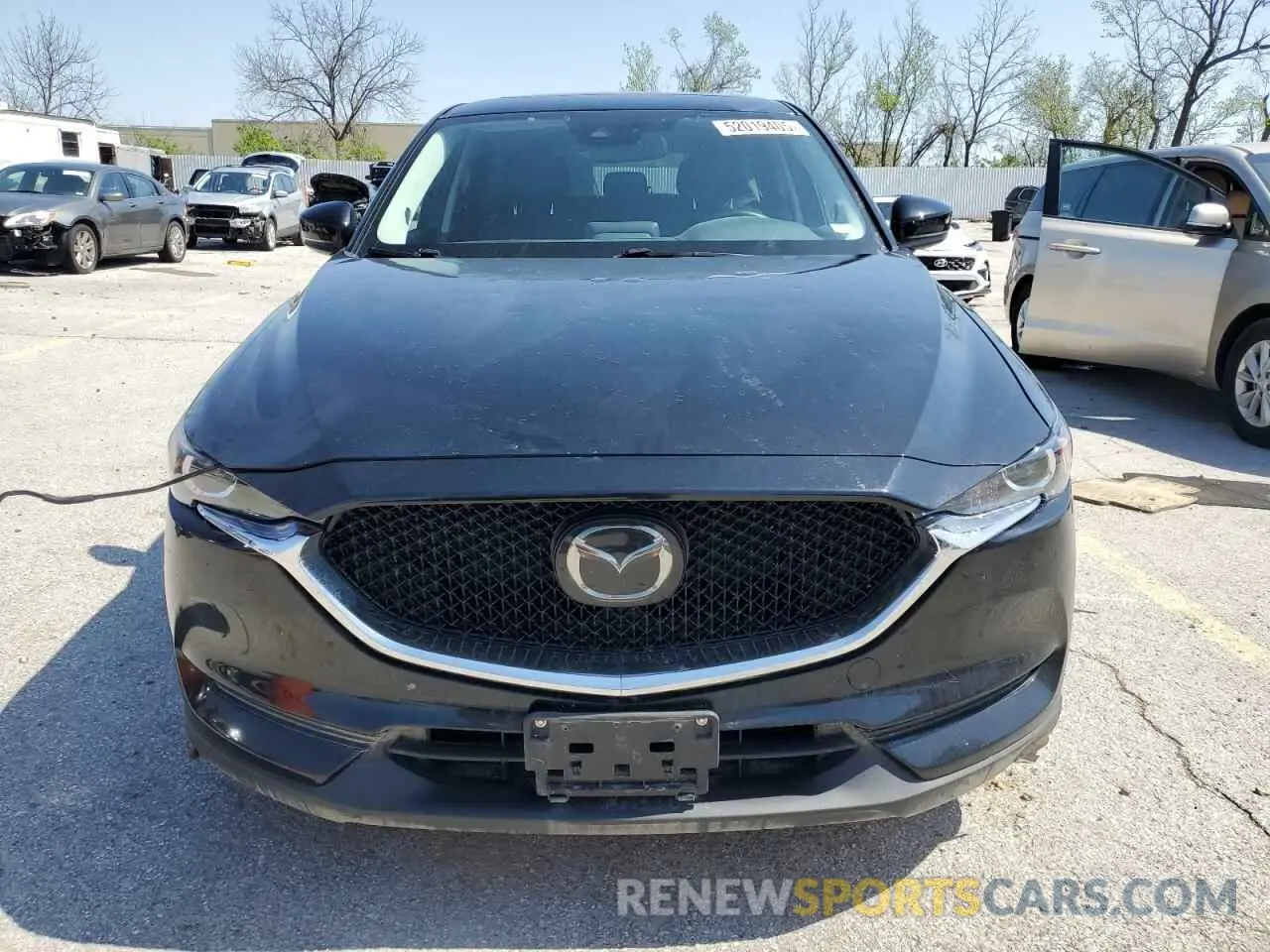 5 Photograph of a damaged car JM3KFACM6K1634817 MAZDA CX-5 2019