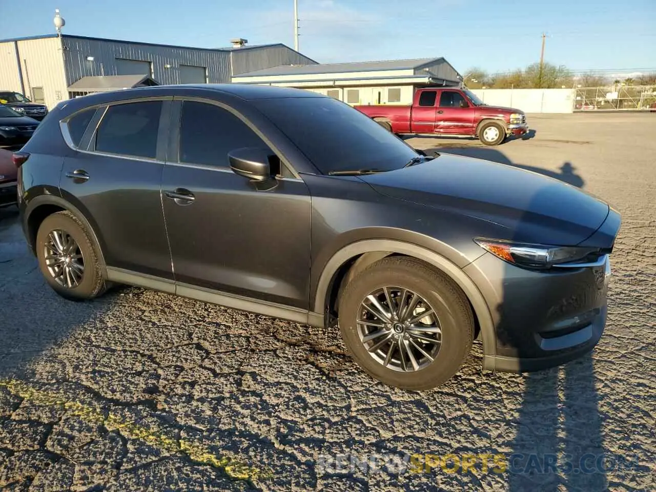4 Photograph of a damaged car JM3KFACM7K0614985 MAZDA CX-5 2019