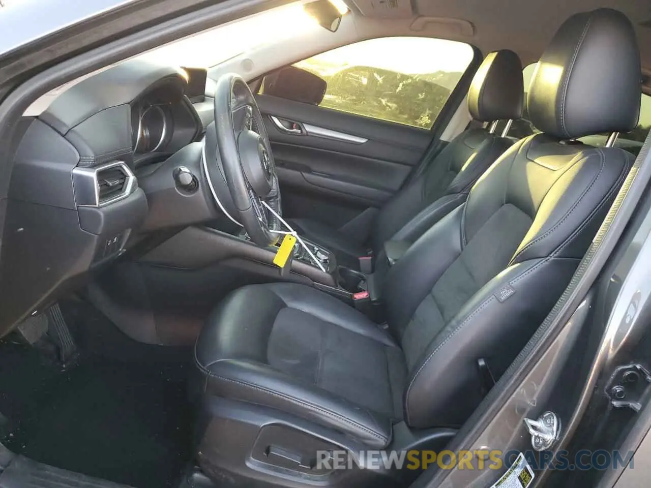 7 Photograph of a damaged car JM3KFACM7K0614985 MAZDA CX-5 2019