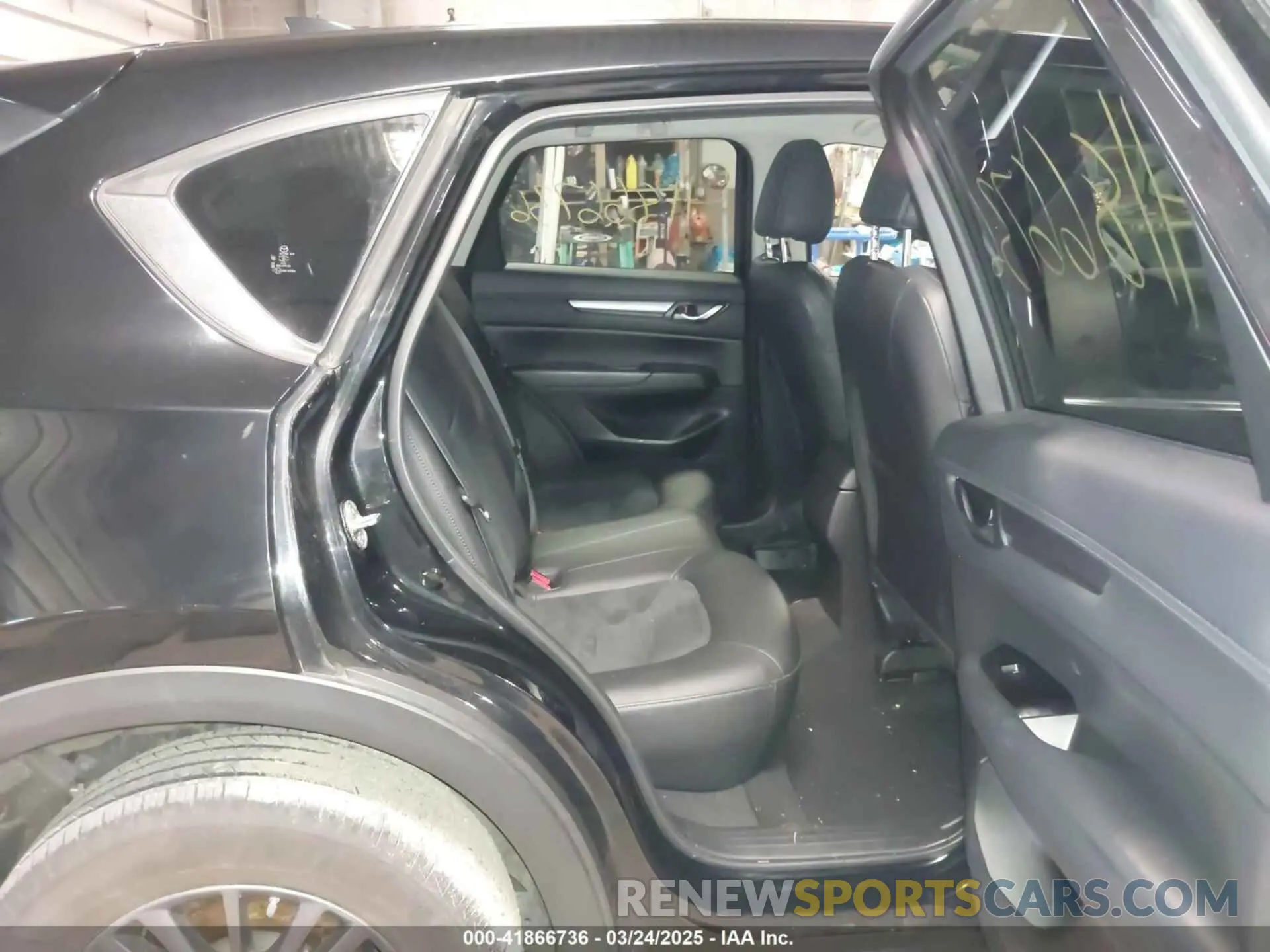 8 Photograph of a damaged car JM3KFACM7K1568732 MAZDA CX-5 2019