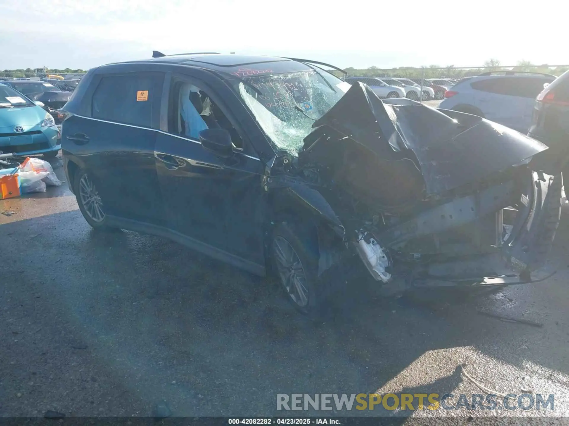 1 Photograph of a damaged car JM3KFACM7K1661508 MAZDA CX-5 2019