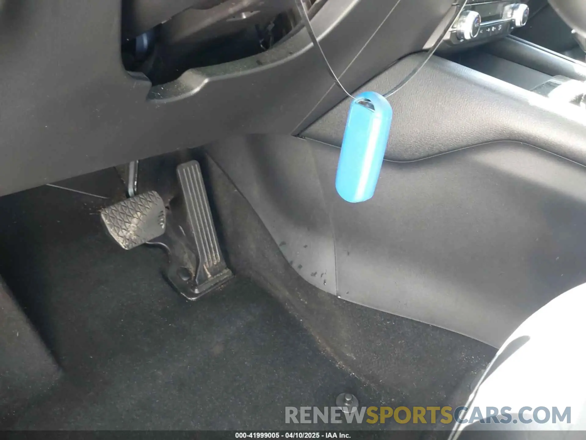 11 Photograph of a damaged car JM3KFACM9K0527170 MAZDA CX-5 2019