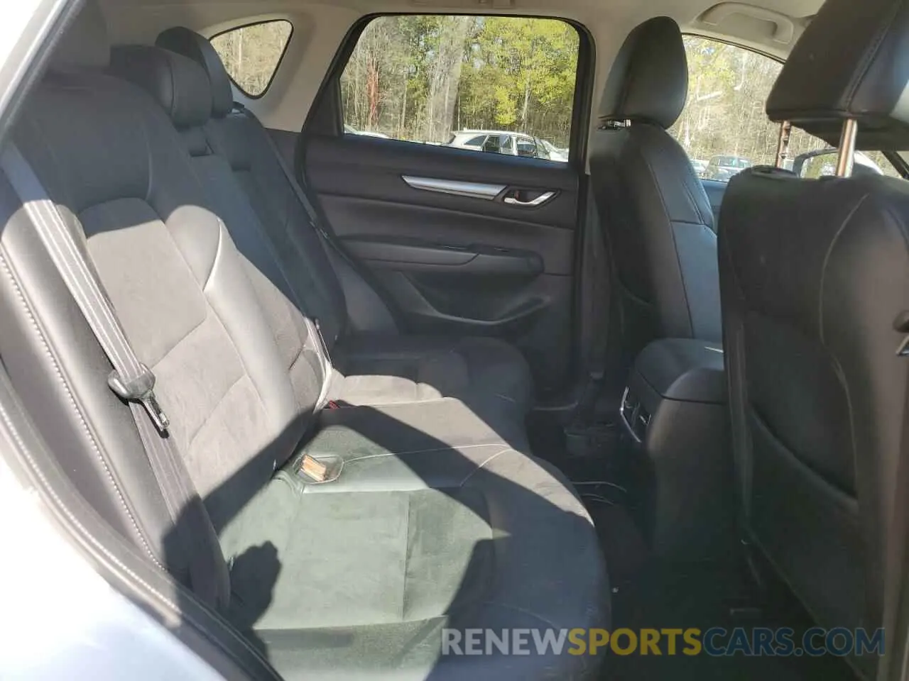 11 Photograph of a damaged car JM3KFACMXK0617718 MAZDA CX-5 2019
